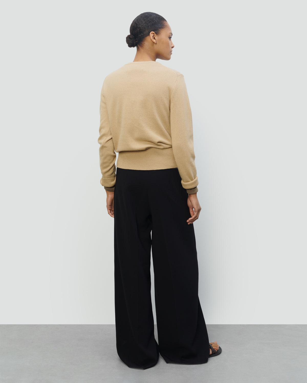 COTTON WOOL LIGHTWEIGHT VNECK in Camel - back view #colour_Camel