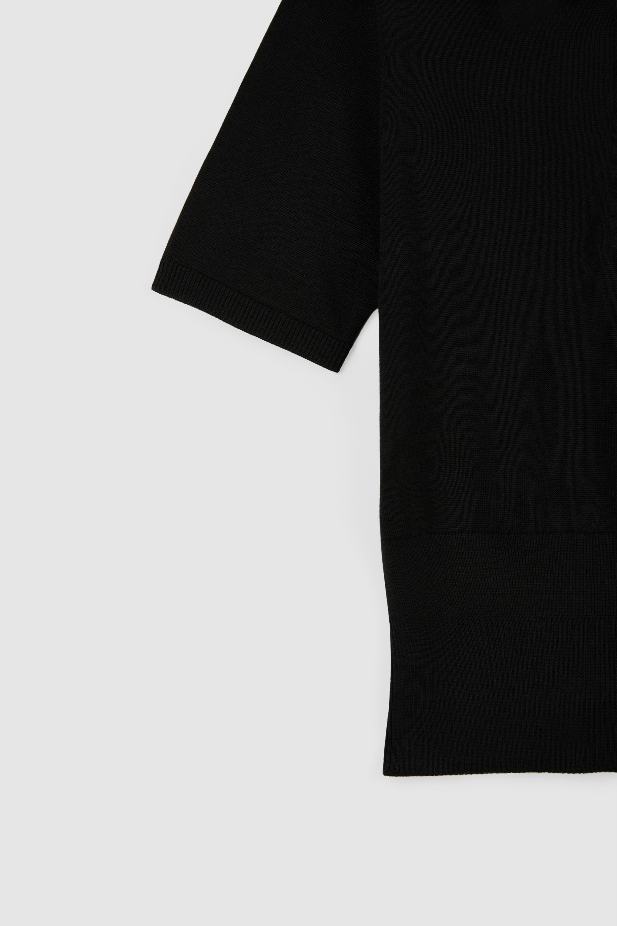 #colour_BLACK