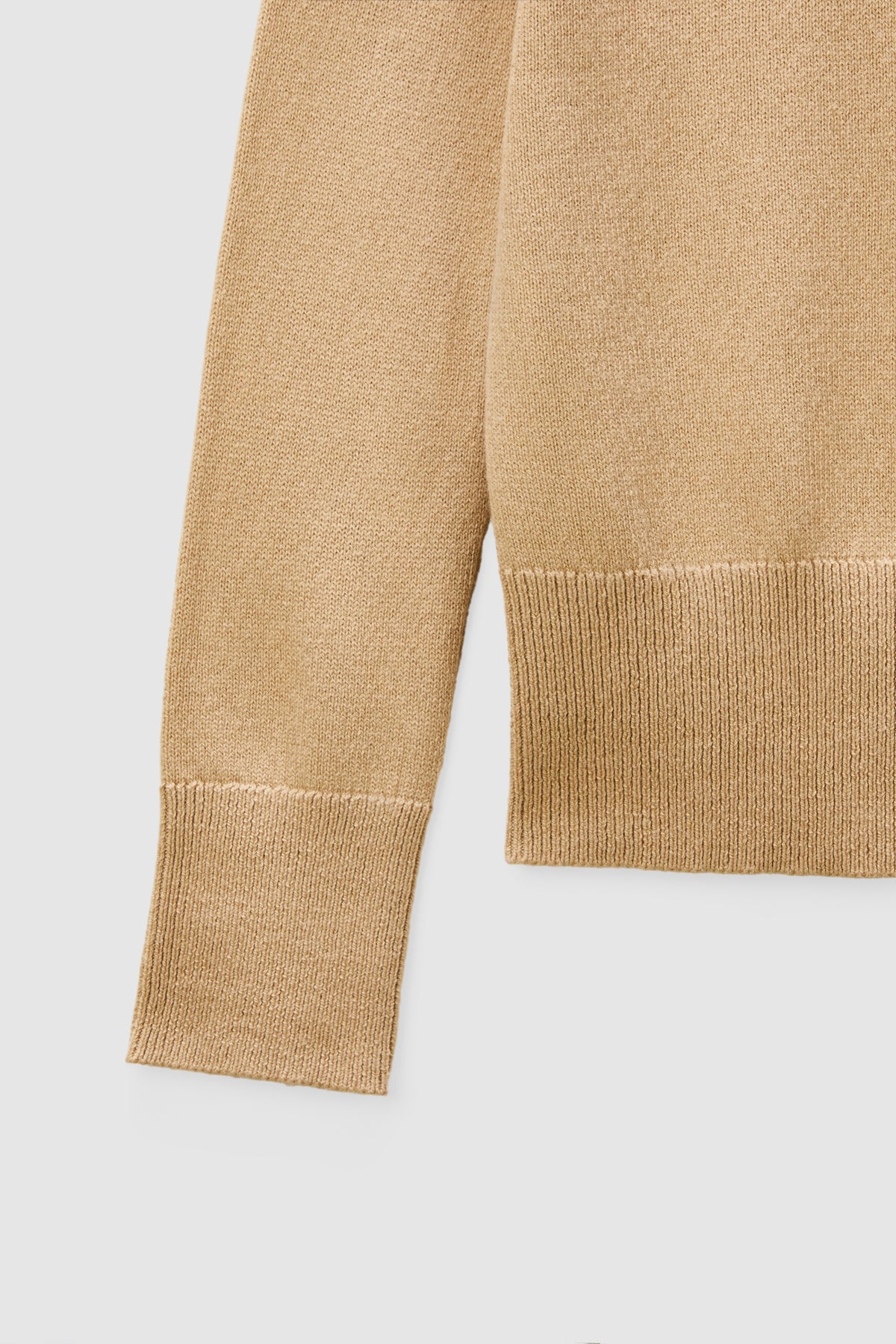 COTTON WOOL LIGHTWEIGHT VNECK in Camel - detail #colour_Camel