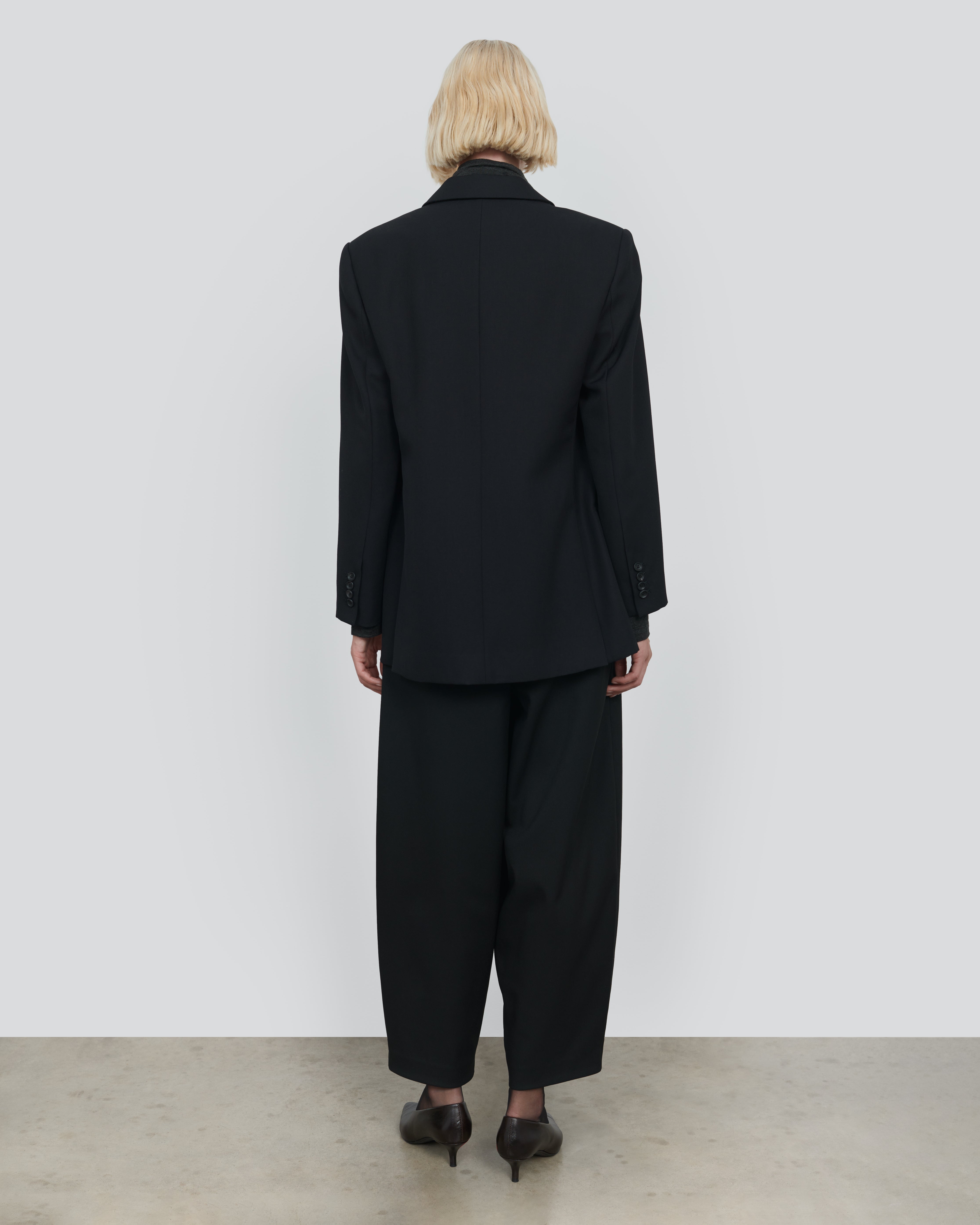 ESSENTIAL CROPPED TROUSERS