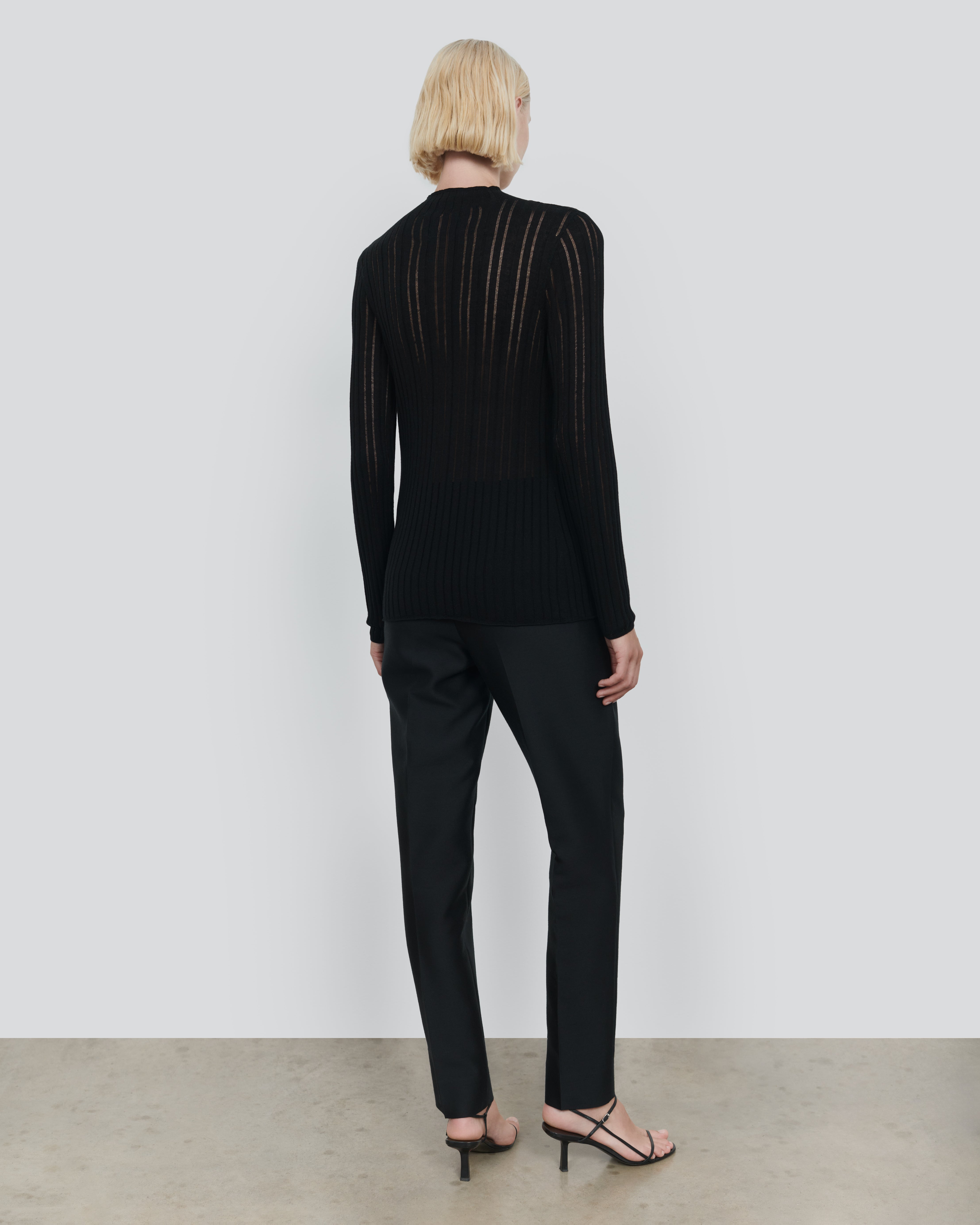 WOOL SILK SLIM FUNNEL NECK