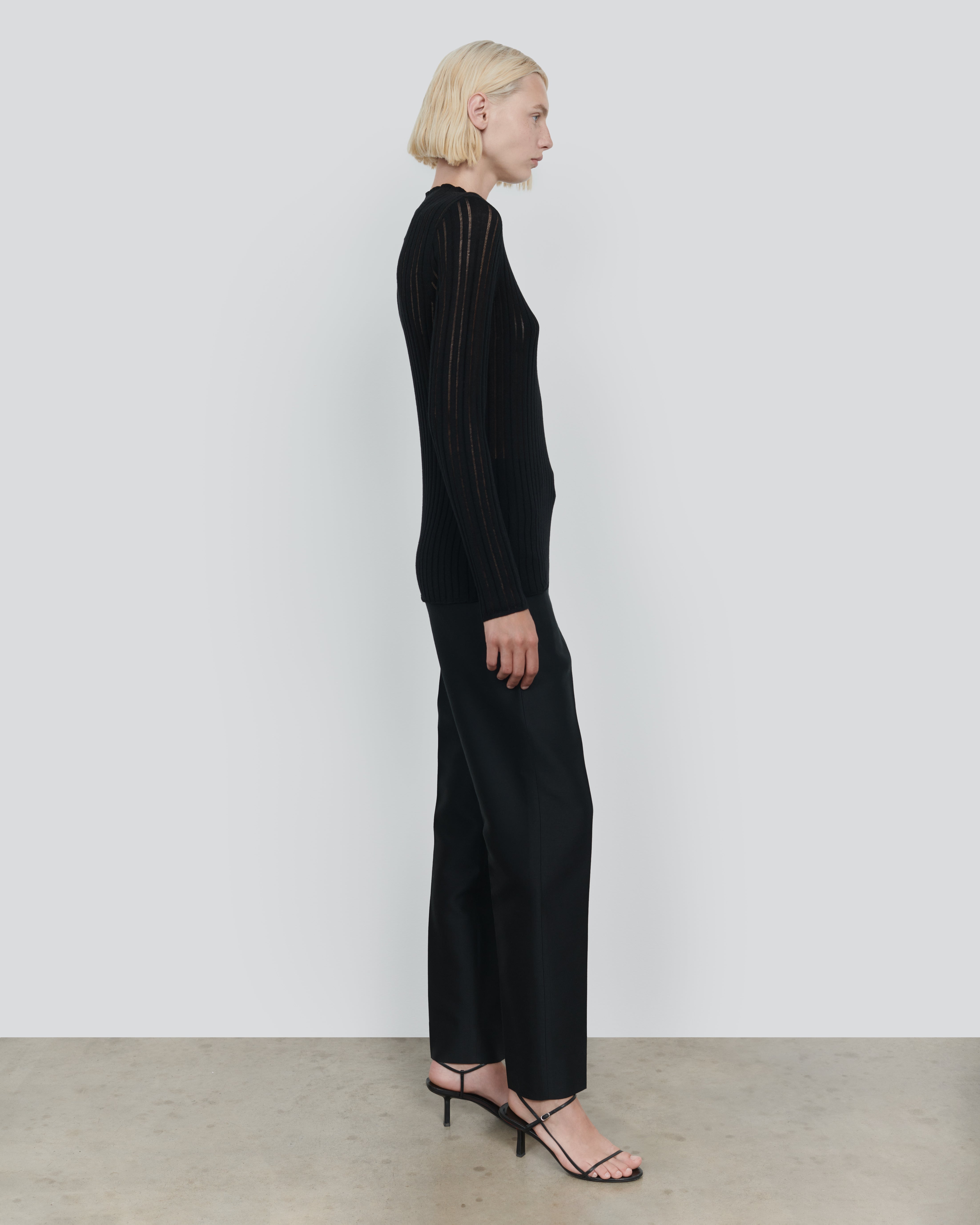 WOOL SILK SLIM FUNNEL NECK