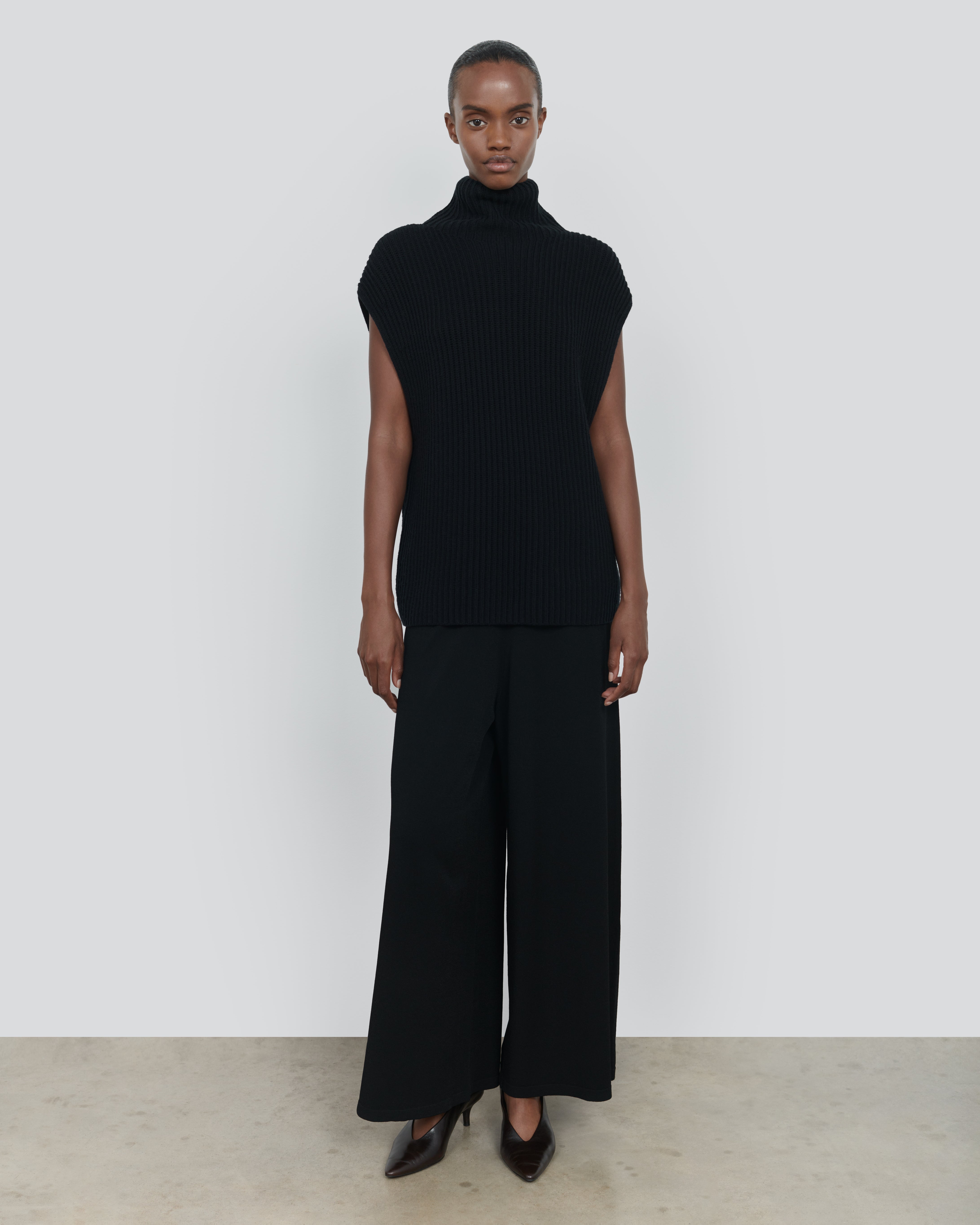 COTTON WOOL SLEEVELESS MOCK NECK