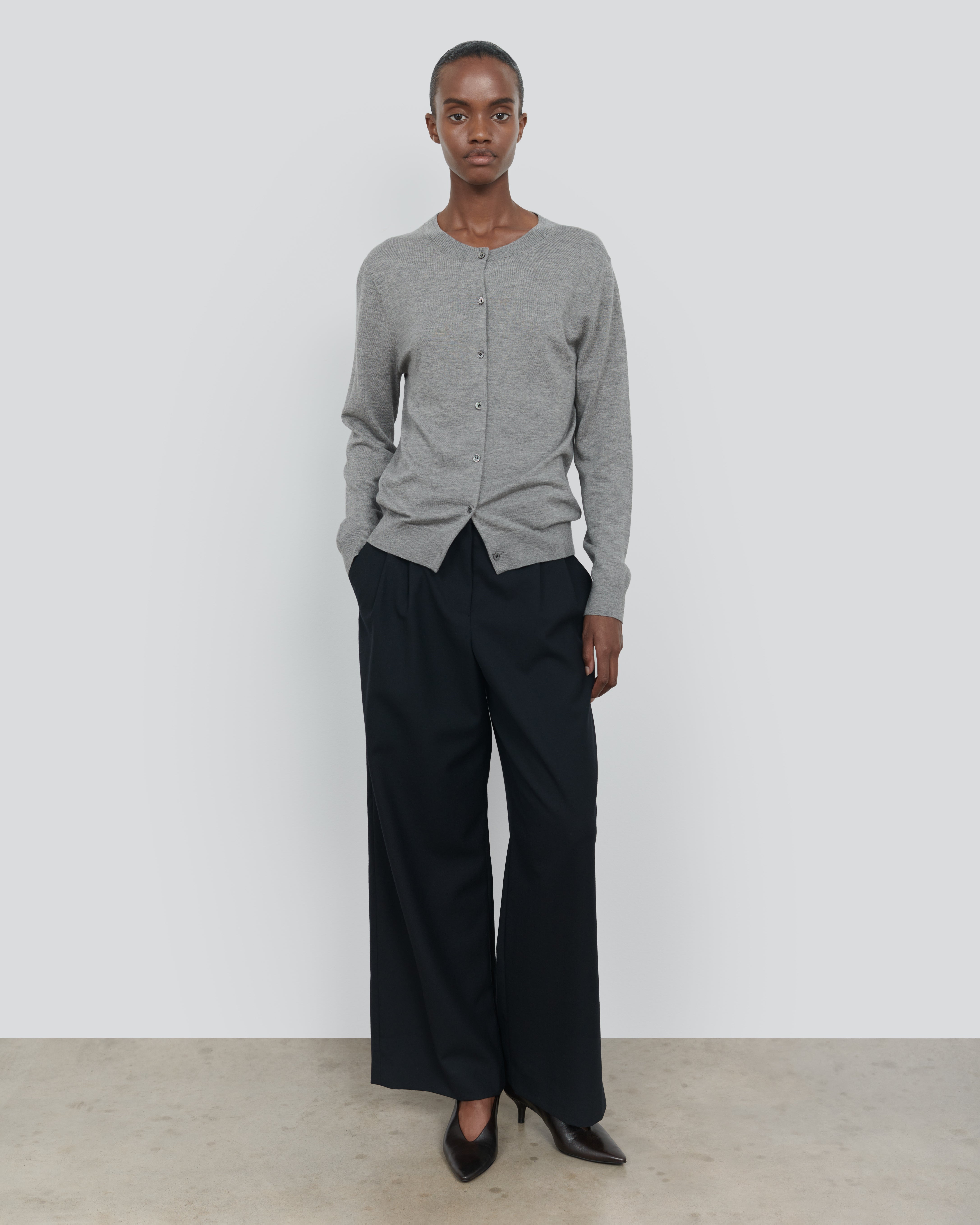 ESSENTIAL CASHMERE SILK CARDIGAN