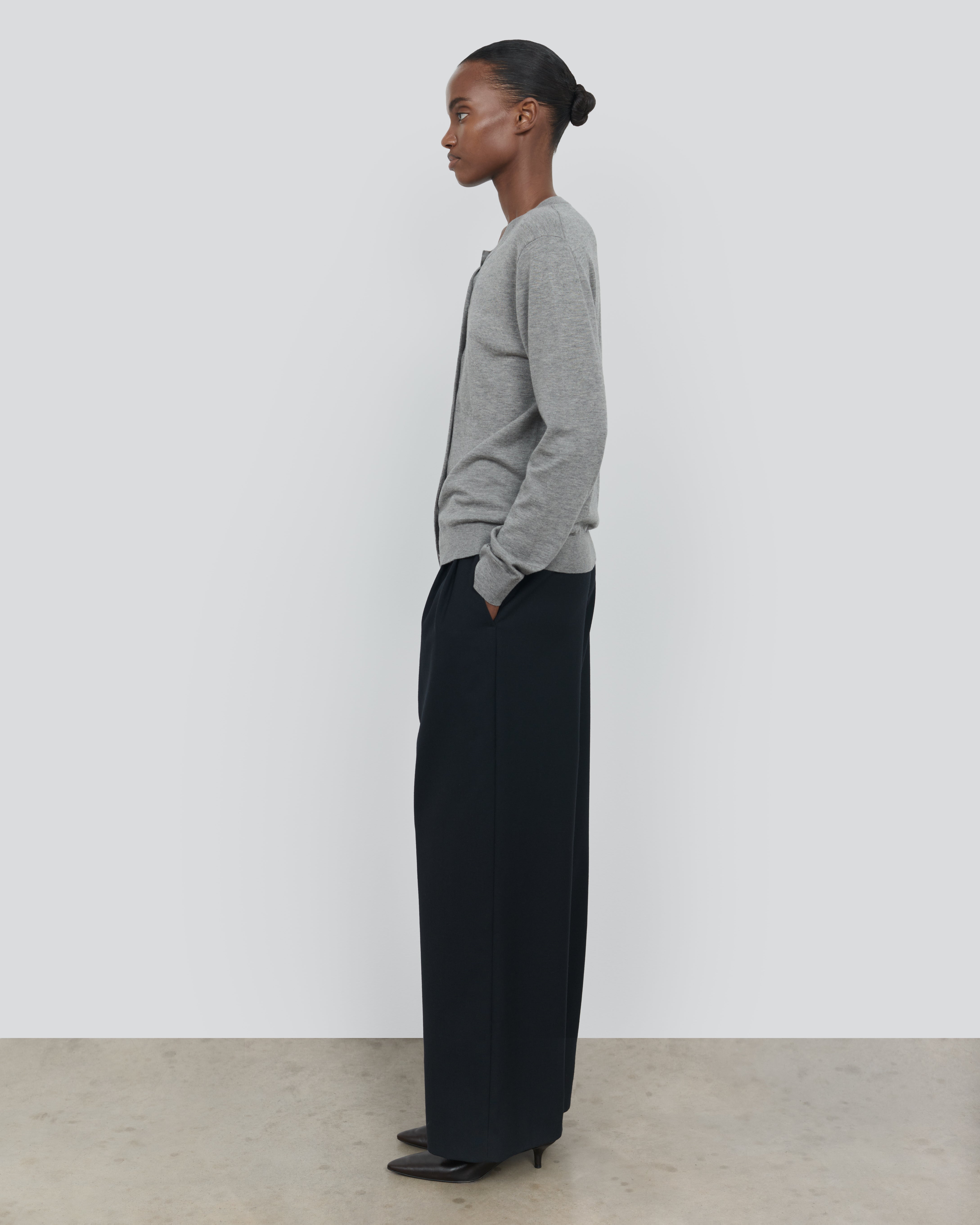 ESSENTIAL CASHMERE SILK CARDIGAN