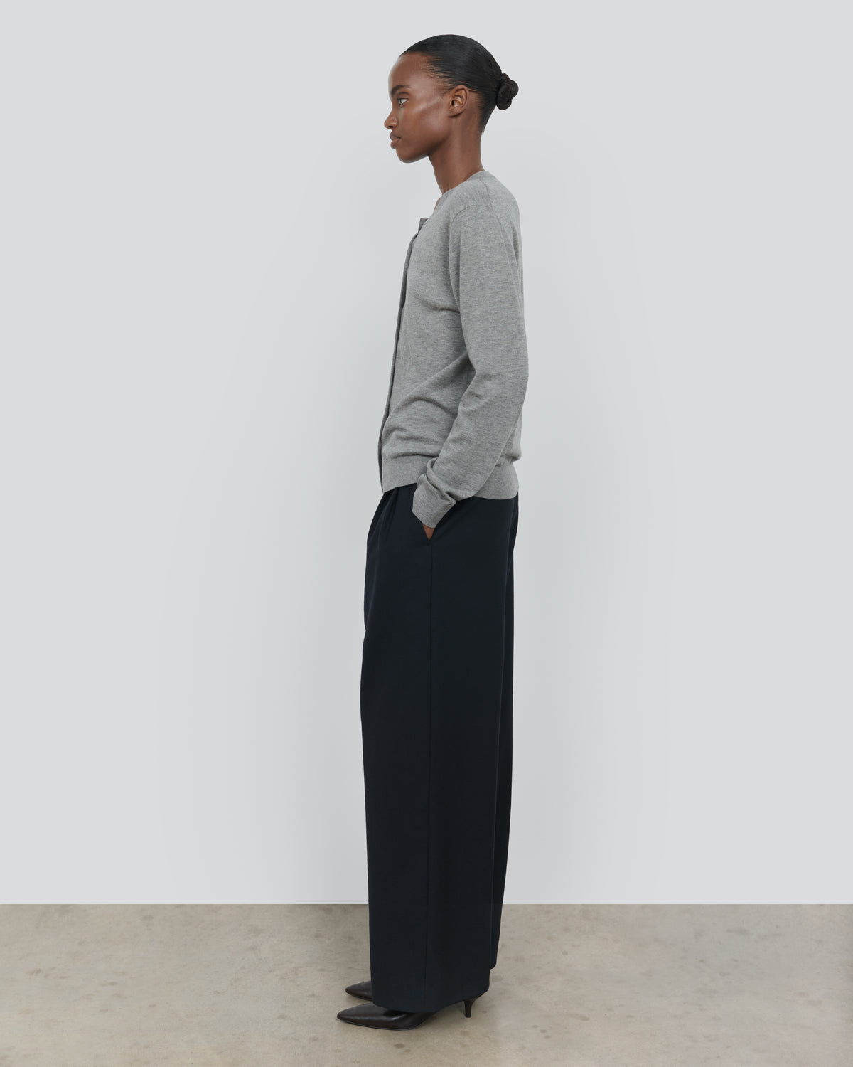 ESSENTIAL CASHMERE SILK CARDIGAN