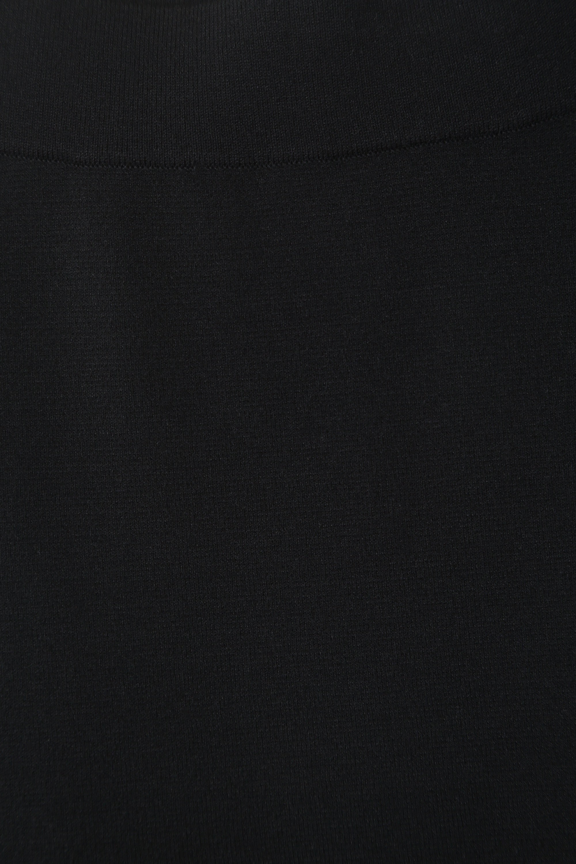 #colour_Black