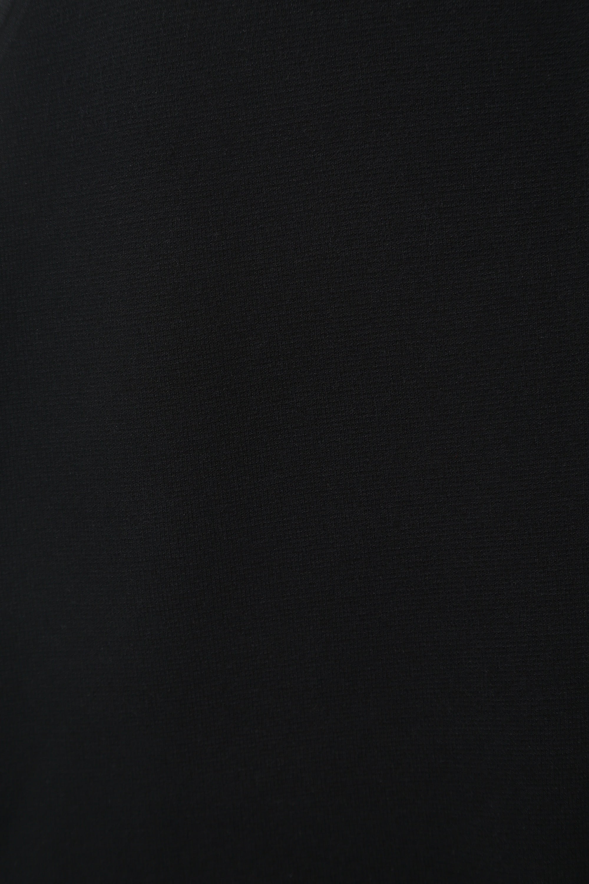 #colour_Black