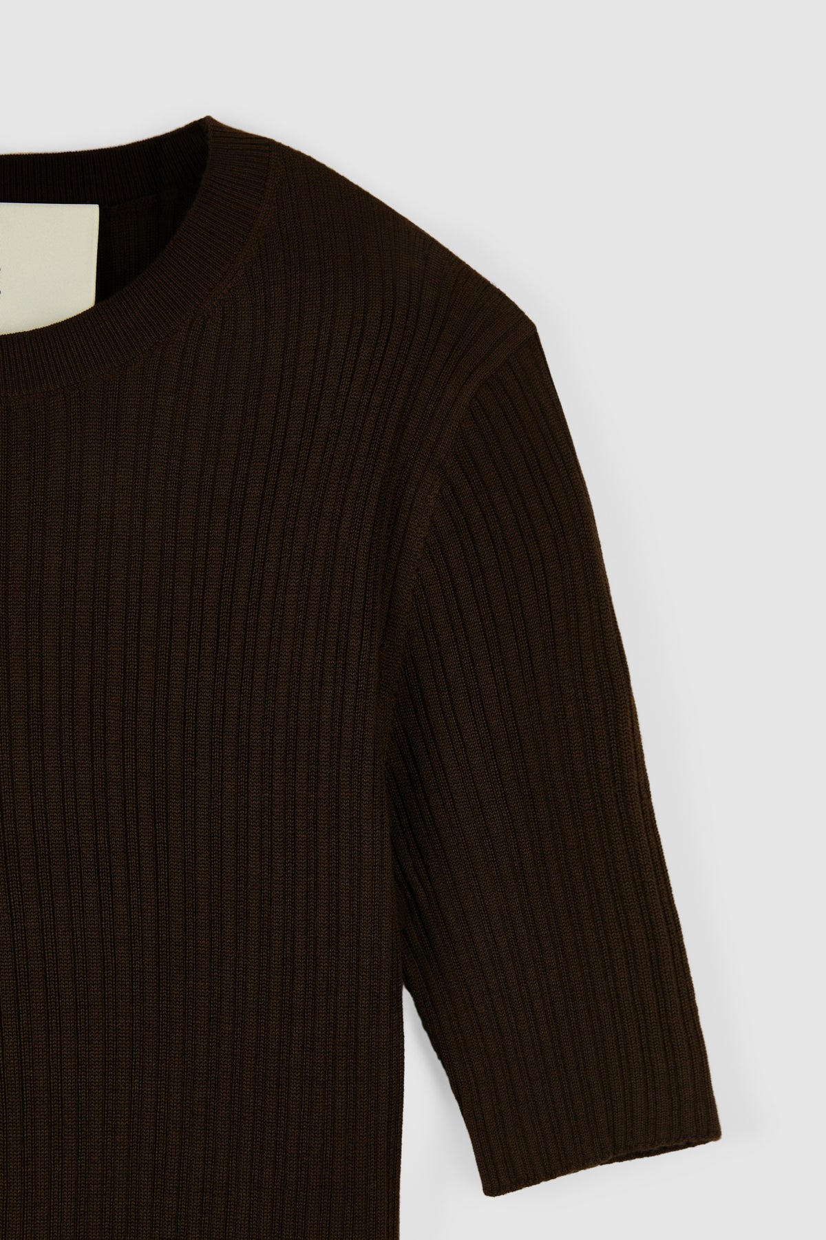 TENCEL SILK GAUZY RIB SHORT SLEEVE in Brown - detail #colour_Brown