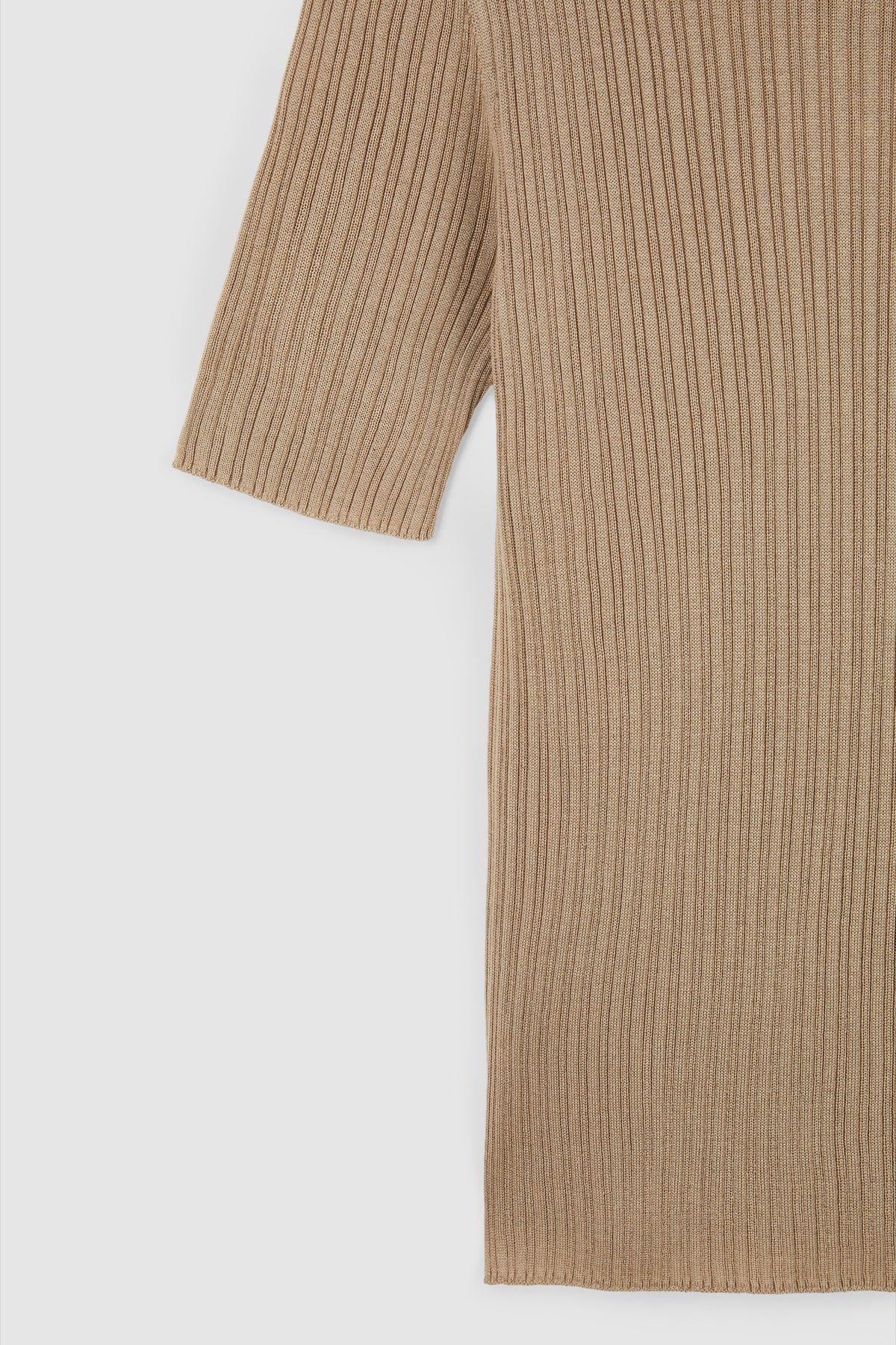 TENCEL SILK GAUZY RIB SHORT SLEEVE in L.CAMEL - detail #colour_L.CAMEL