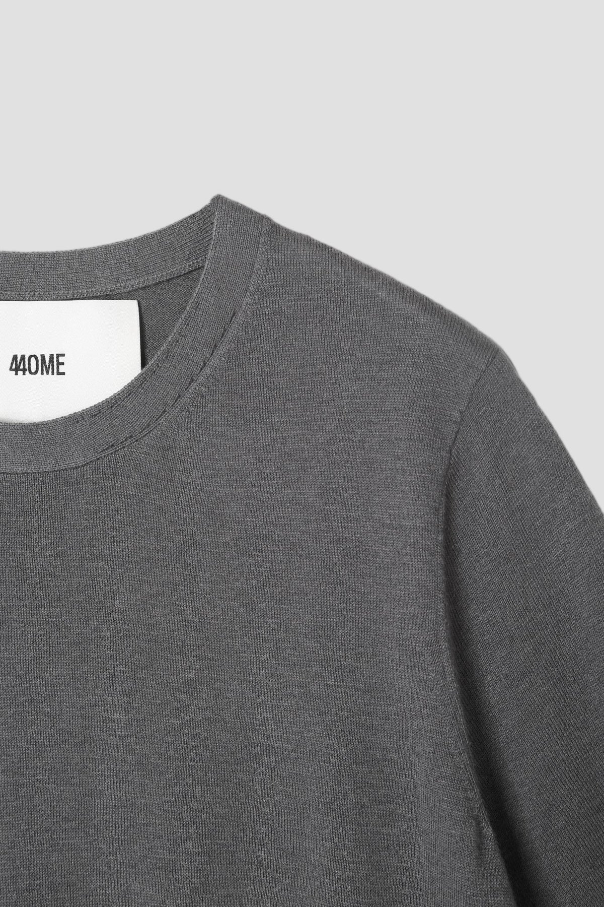 WOOL SILK SHORT SLEEVE CREW in Grey - detail #colour_Grey