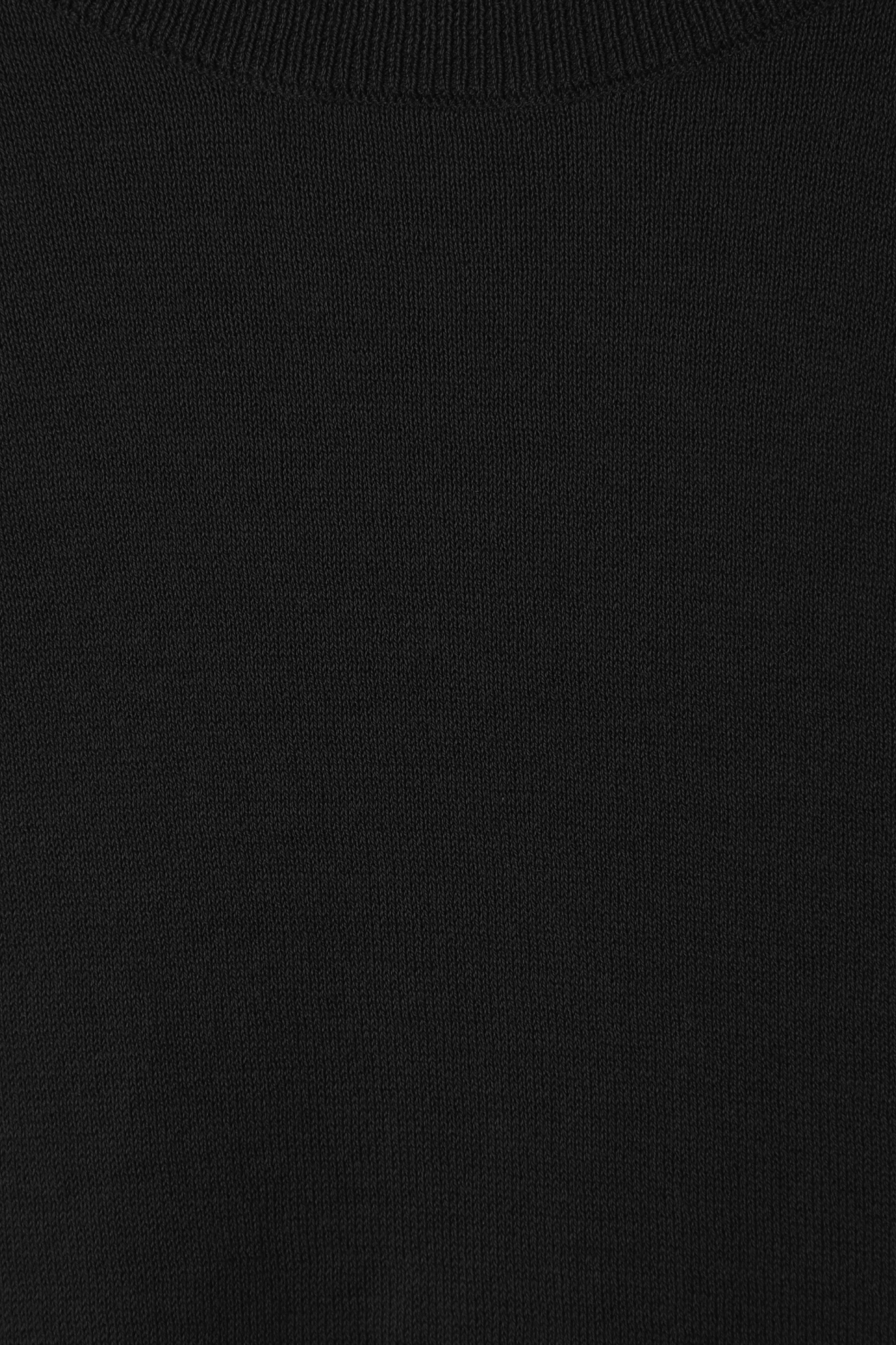 #colour_Black