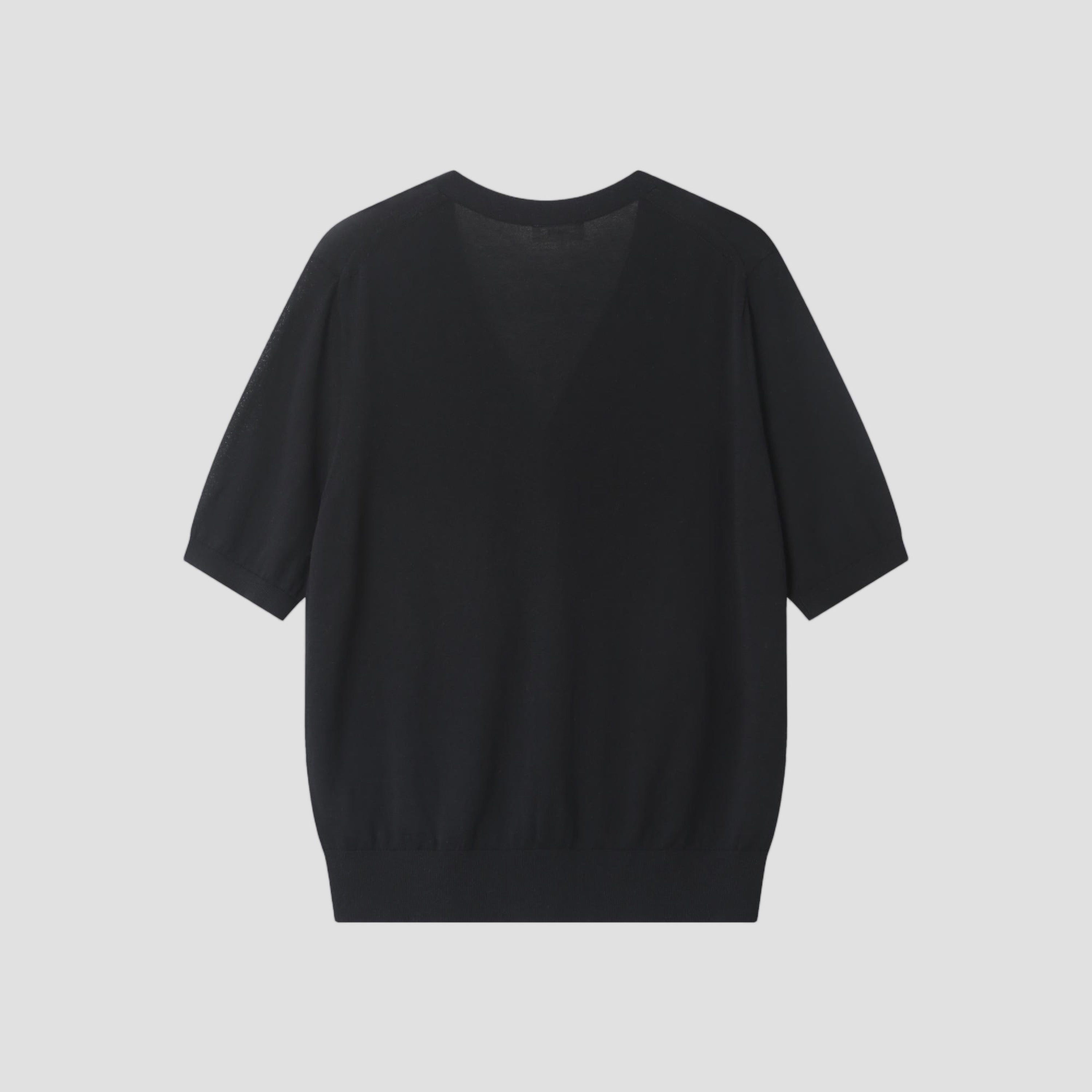 #colour_Black