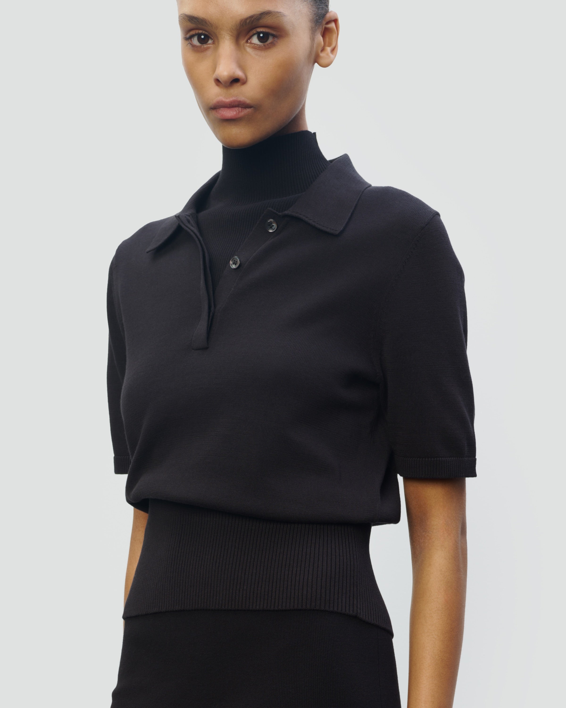 #colour_BLACK
