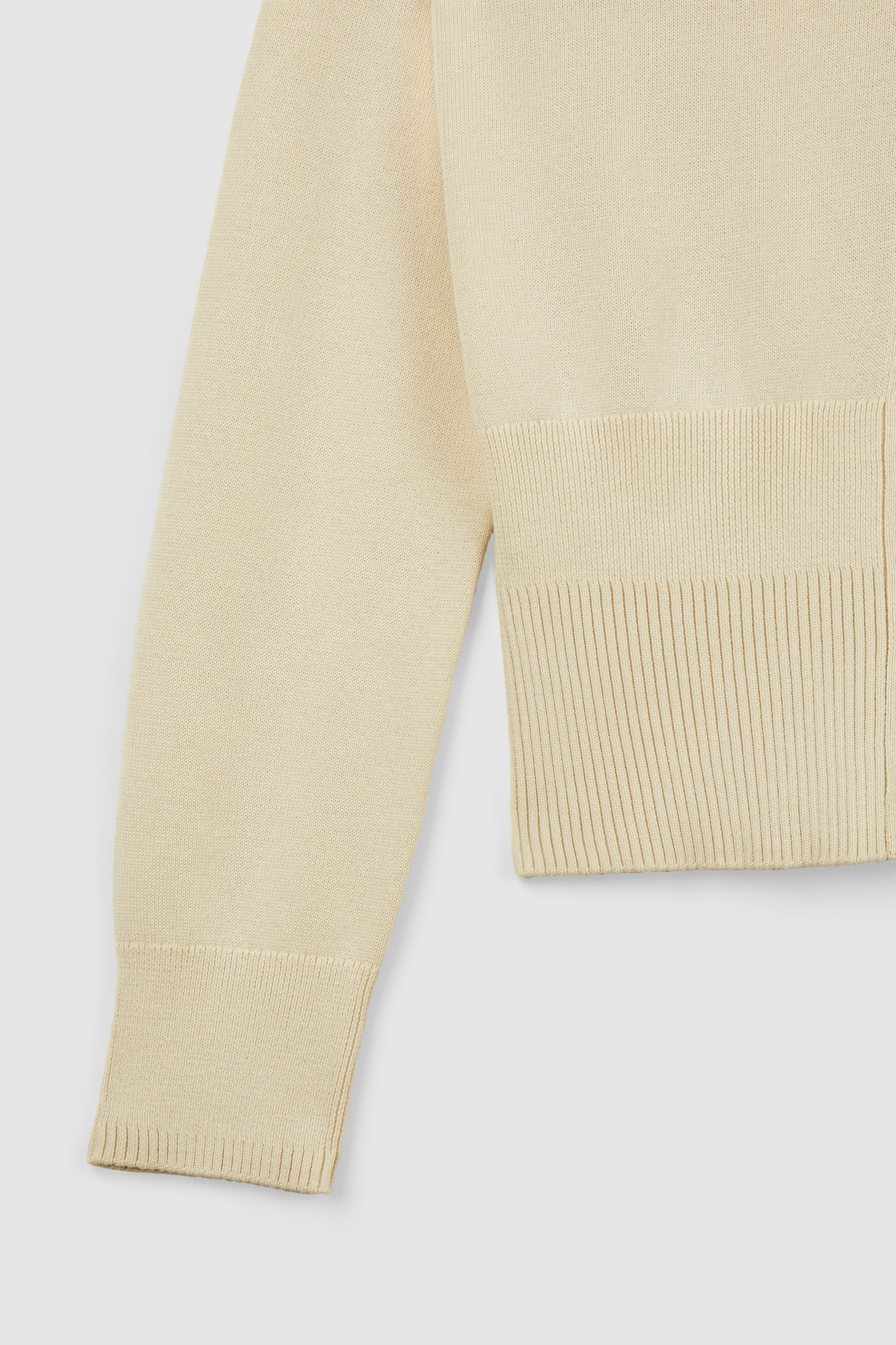 #colour_Beige