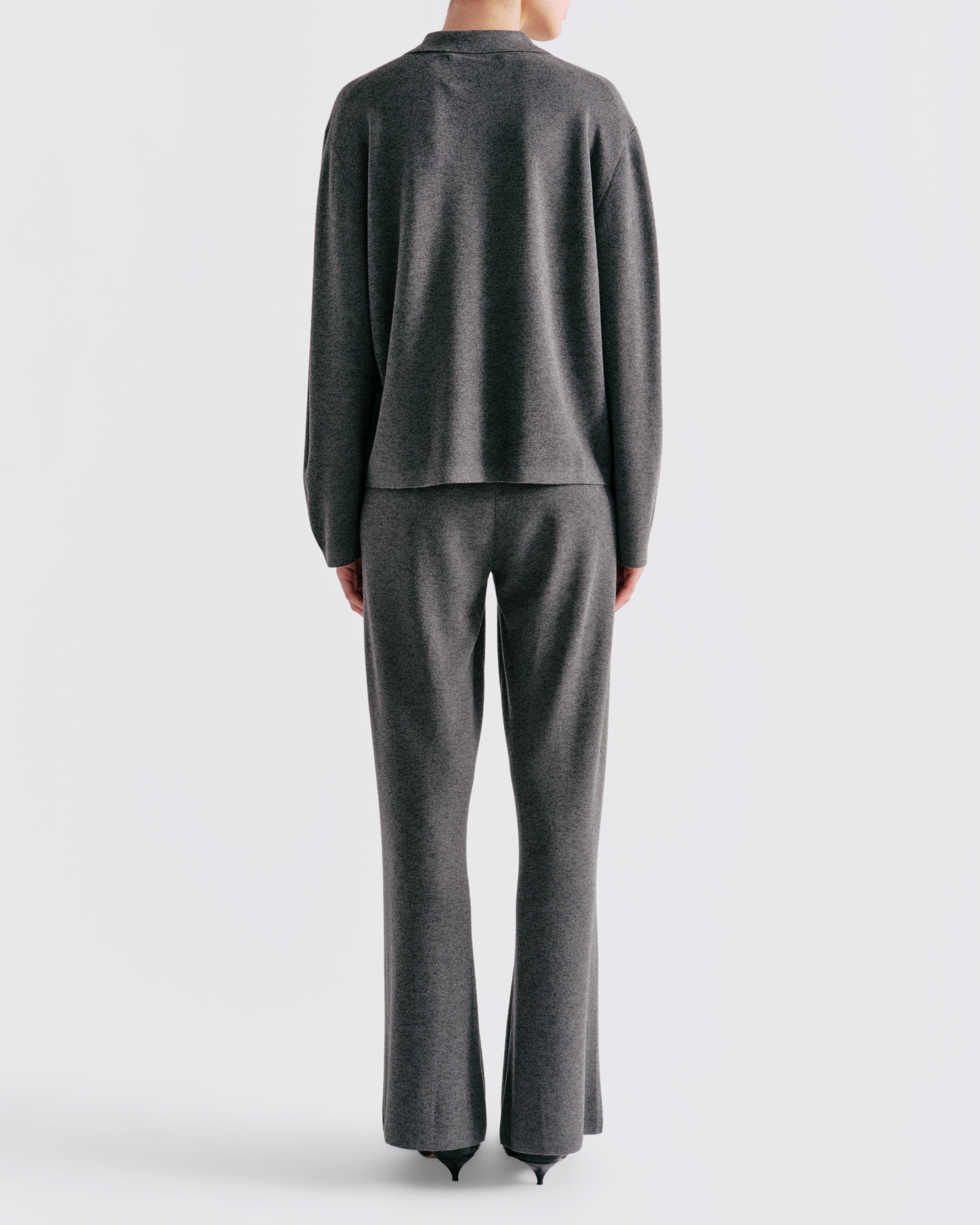 #colour_Dark Grey