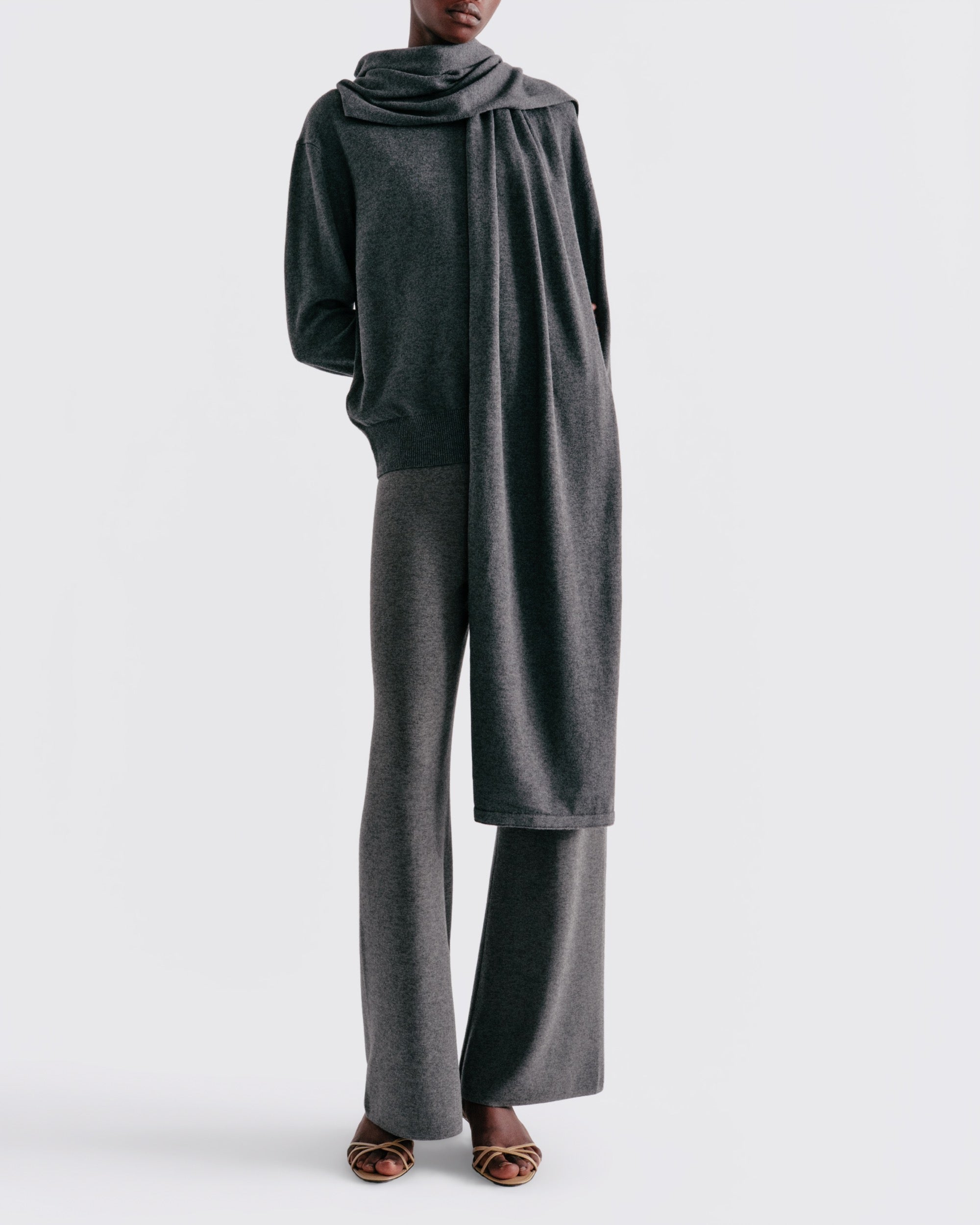 #colour_Dark Grey