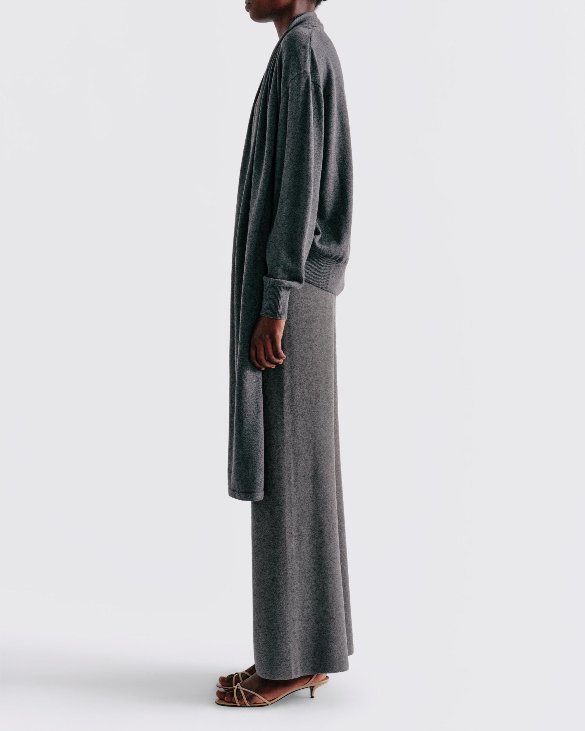 #colour_Dark Grey