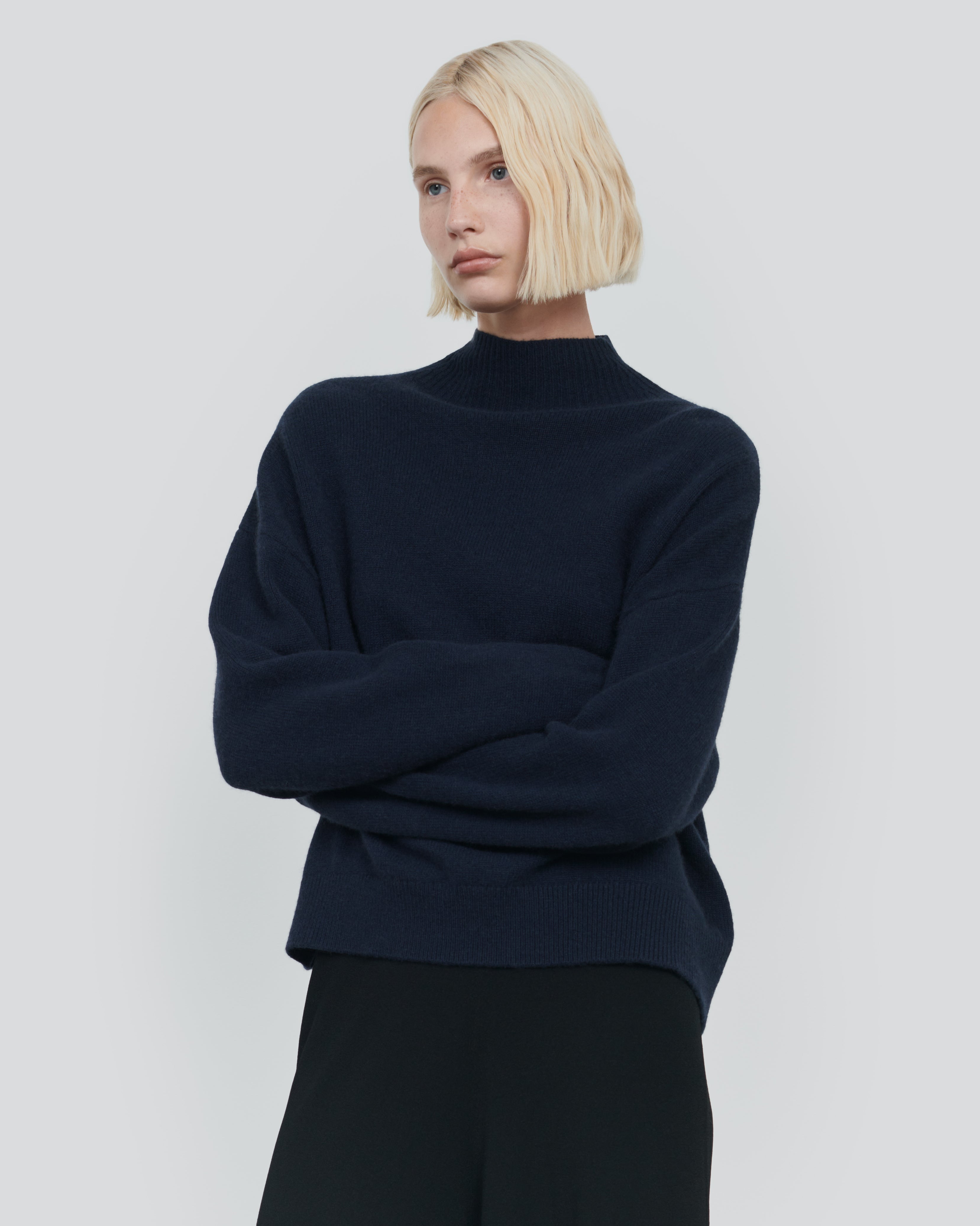 CASHMERE BOXY MOCK NECK