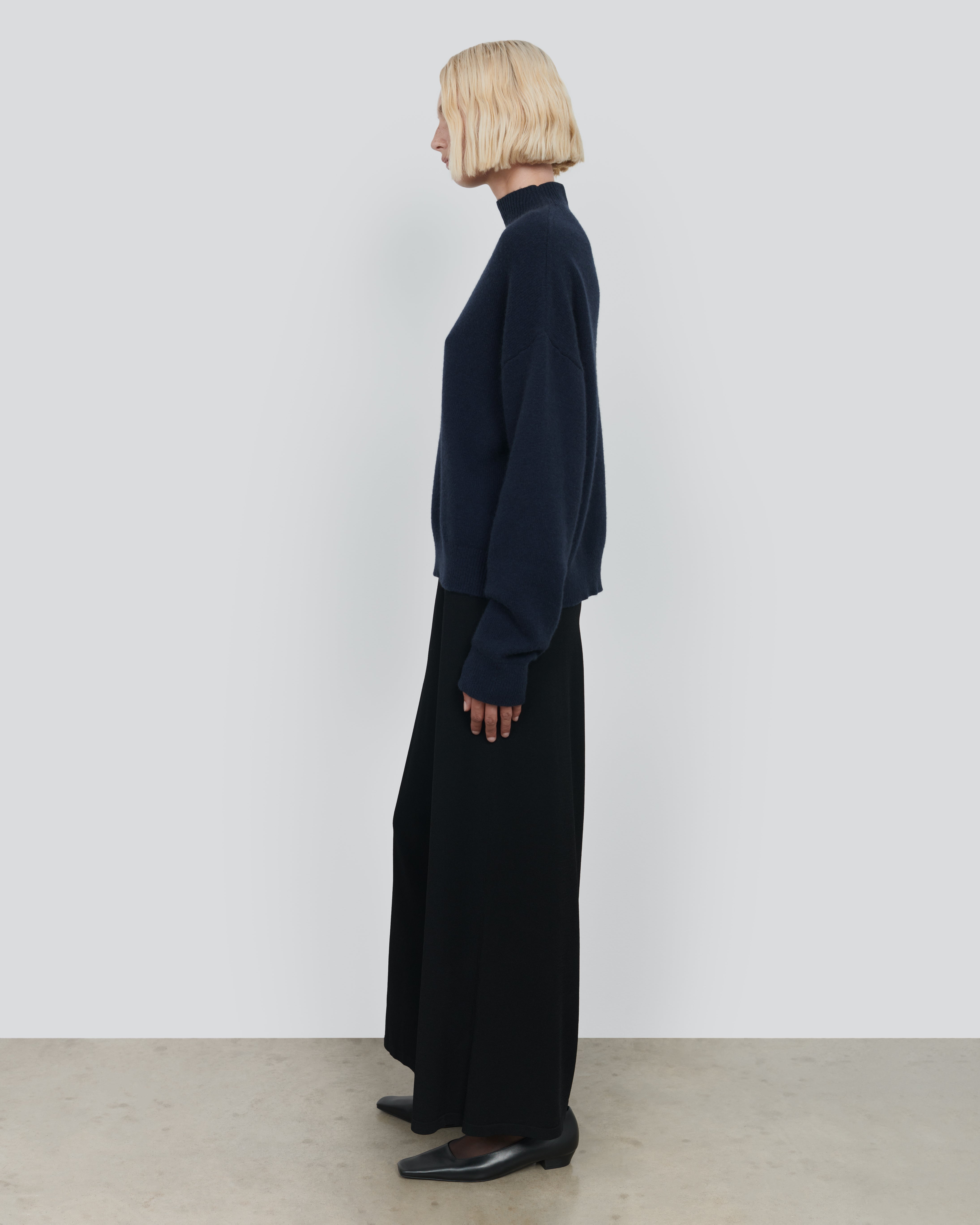 CASHMERE BOXY MOCK NECK