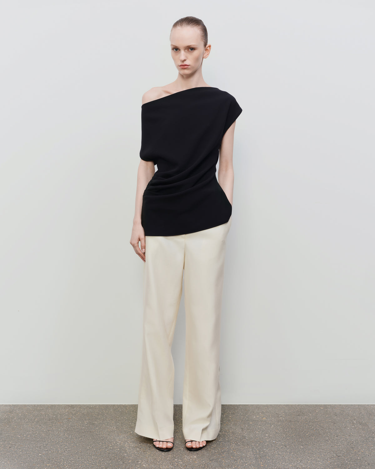 Shop All Luxury Women's Clothing — Knitwear & Essentials | 440ME