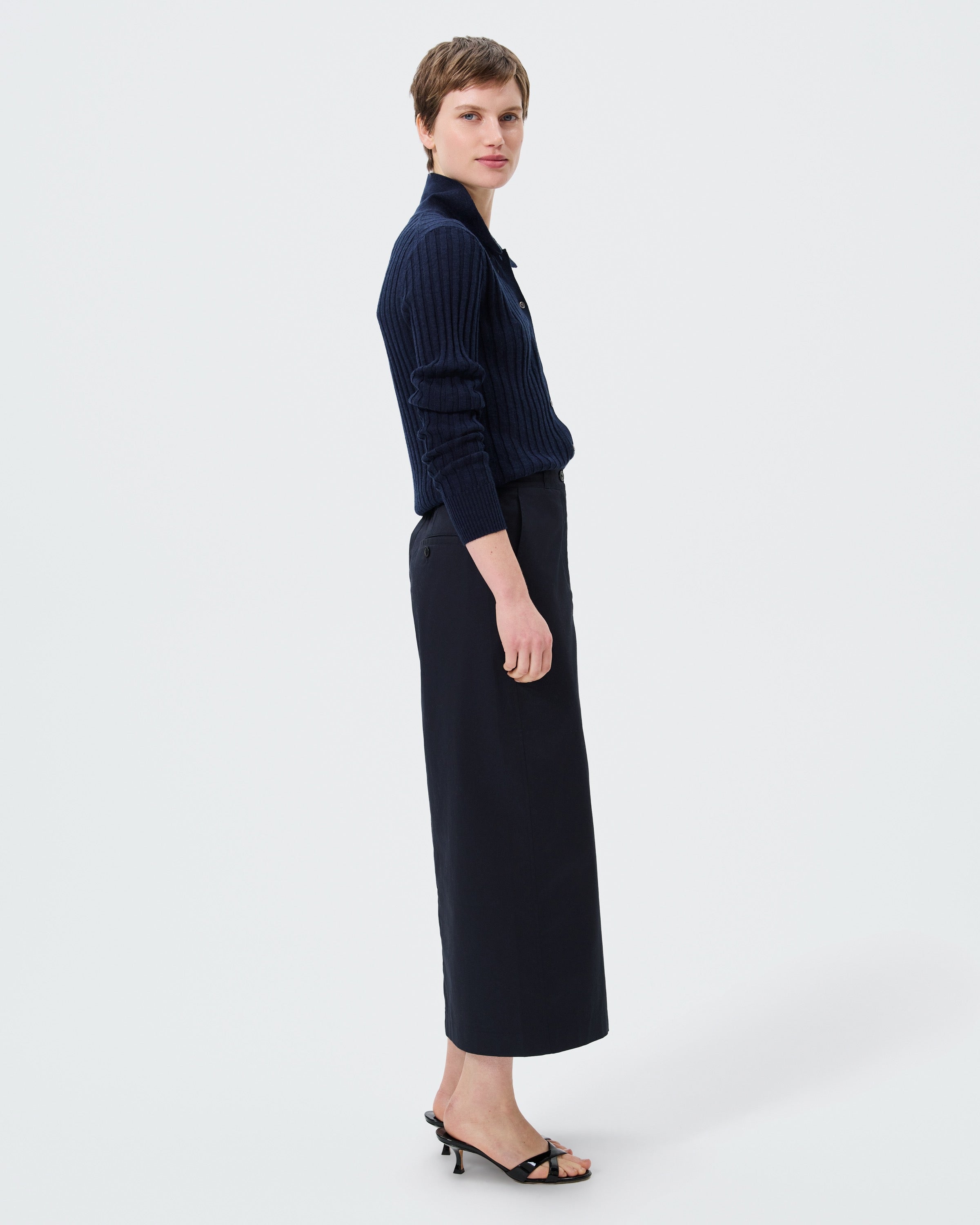 #colour_NAVY