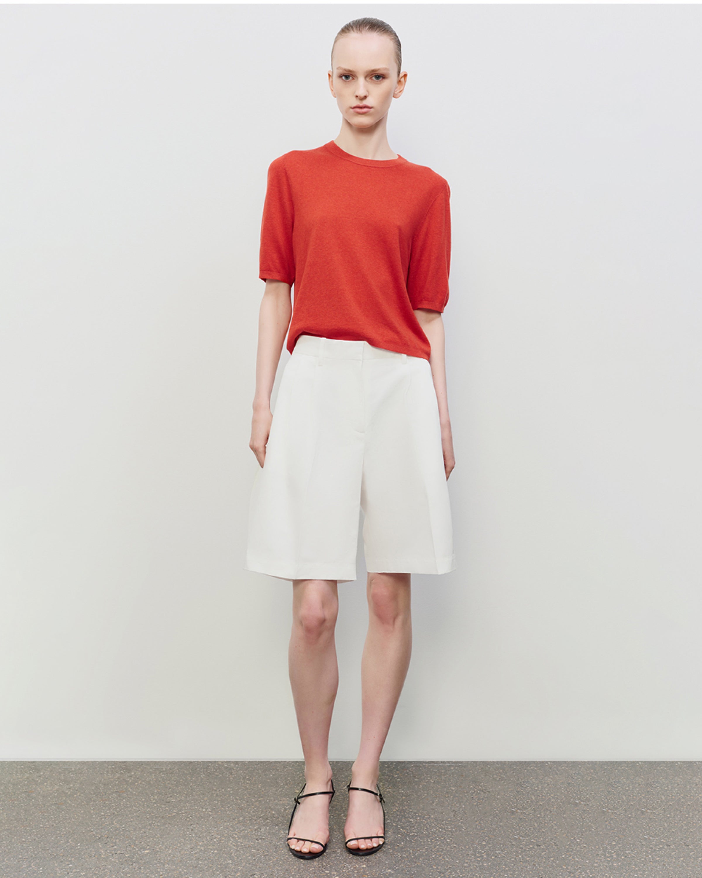 LINEN COTTON PLEATED BERMUDA