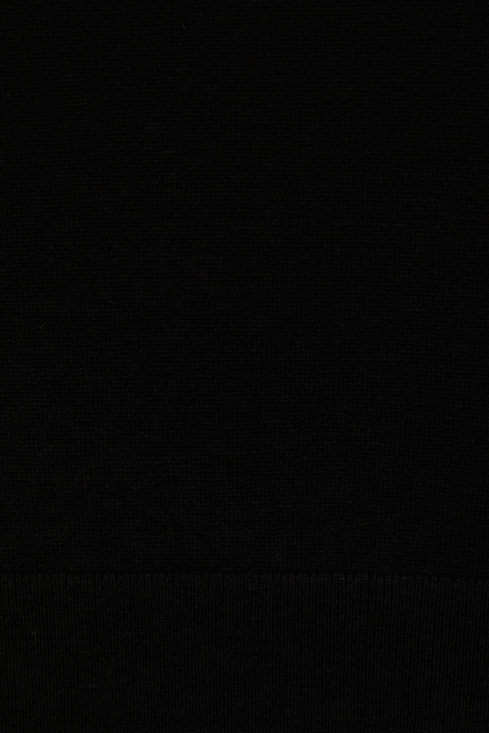 #colour_Black