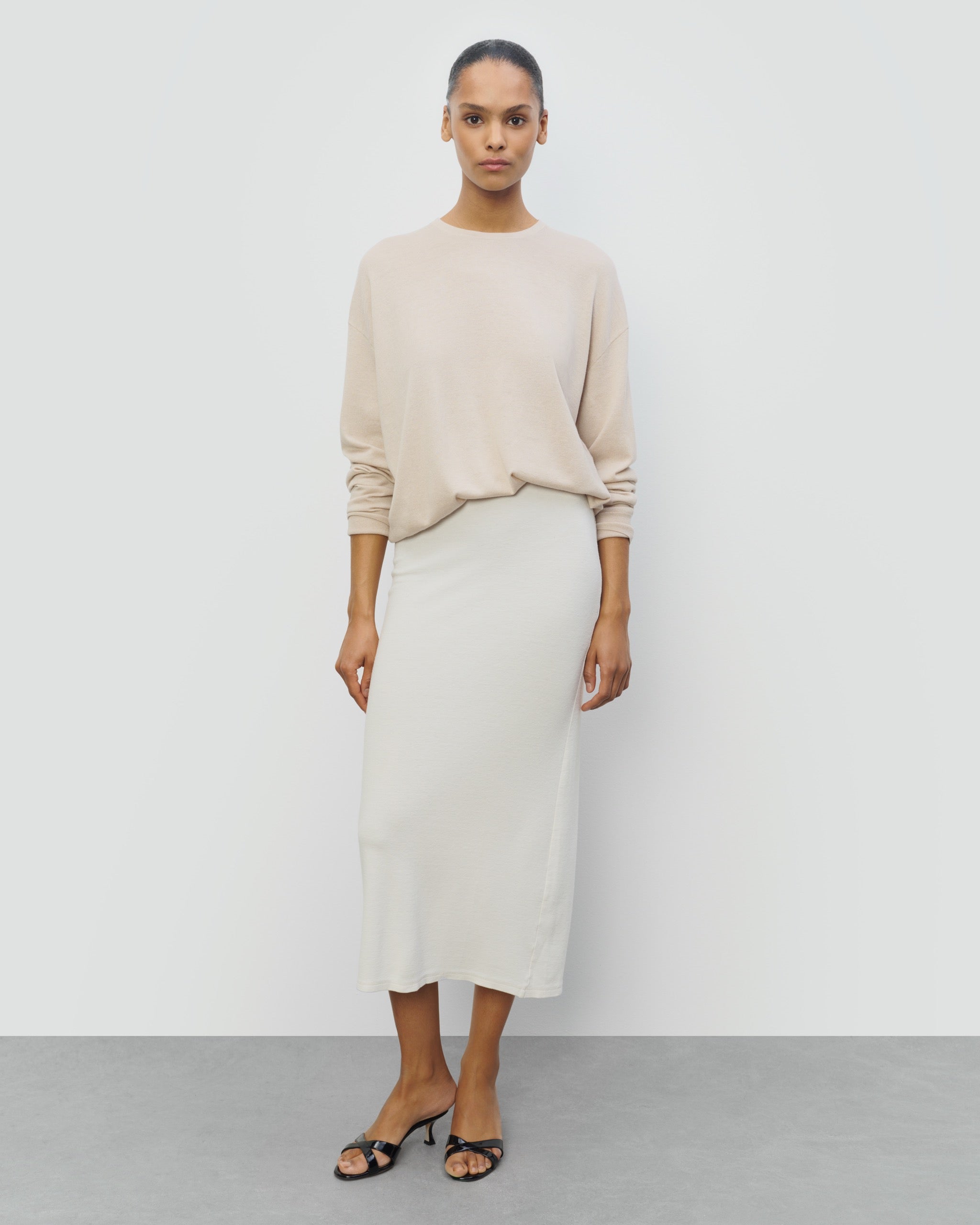 MERINO SILK RELAXED CREWNECK