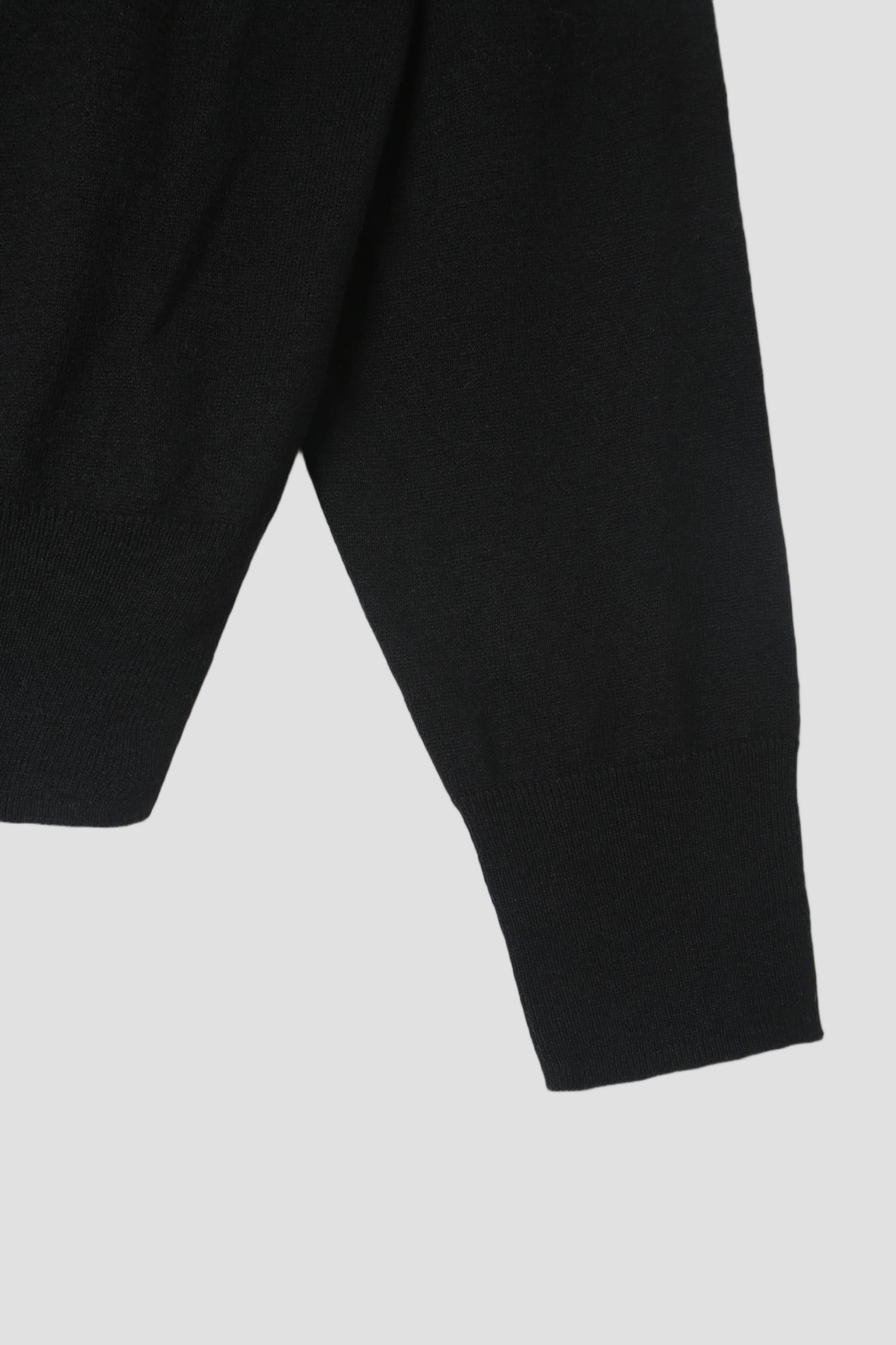 #colour_Black