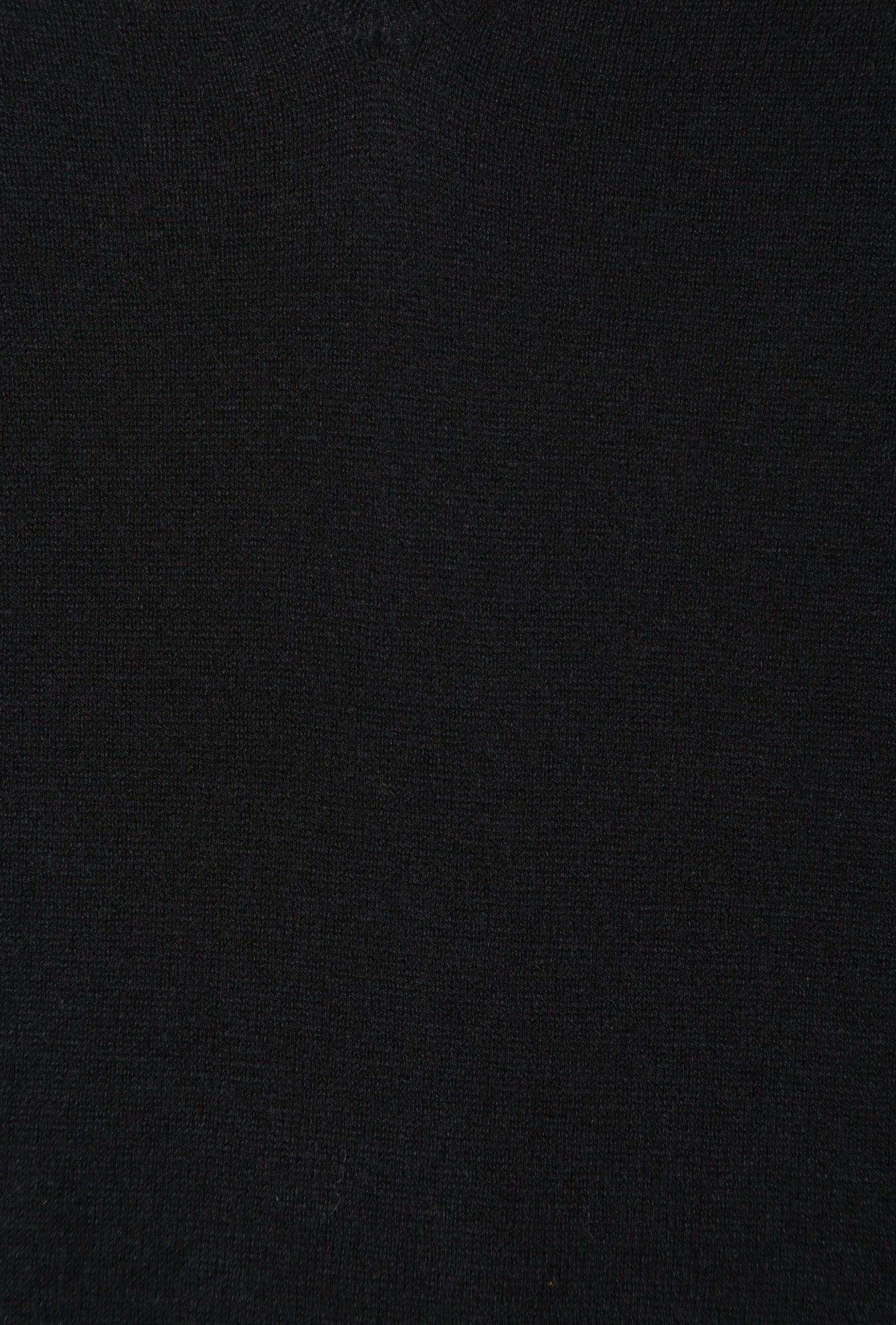 #colour_Black