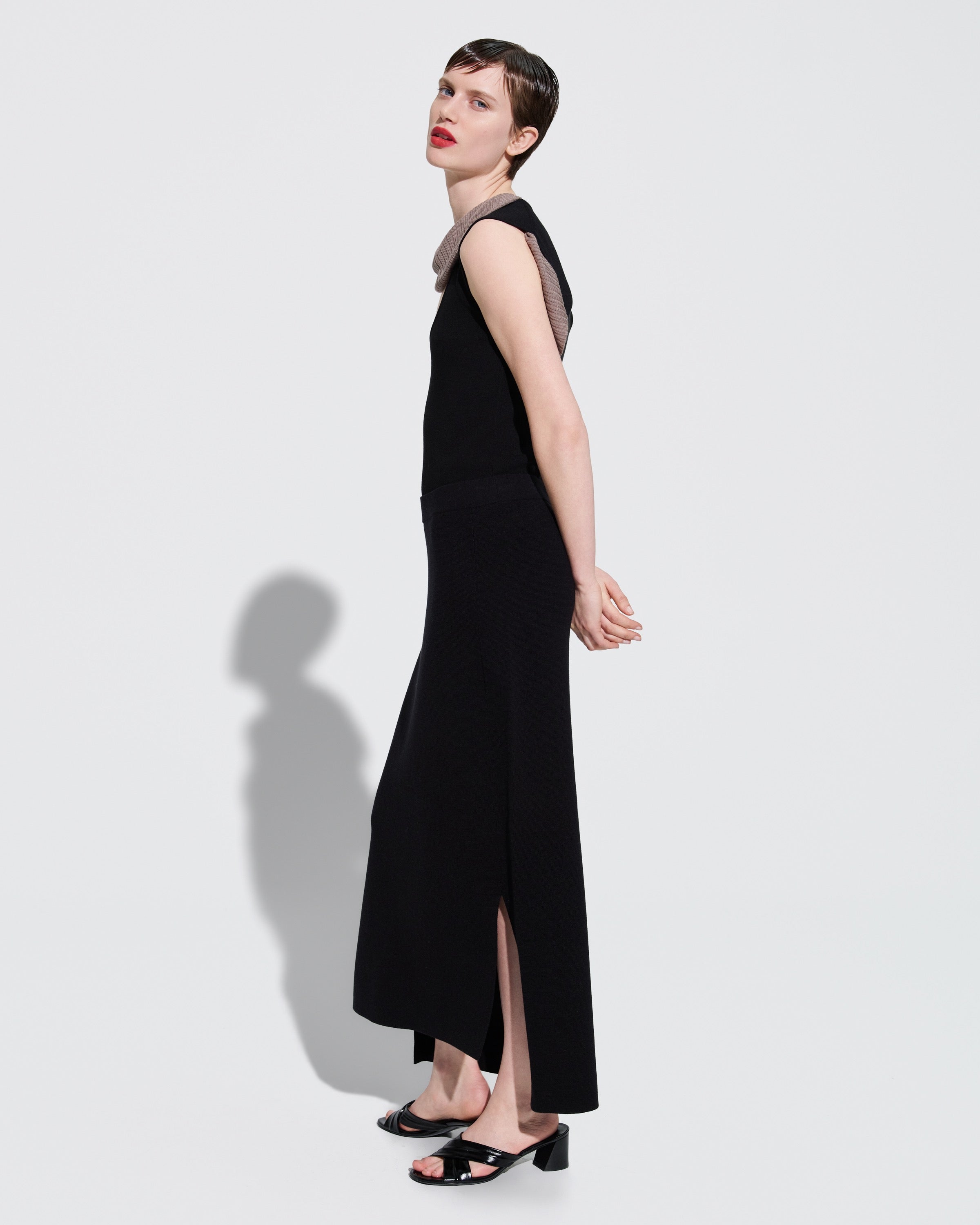 SILK VISCOSE SCOOP TANK