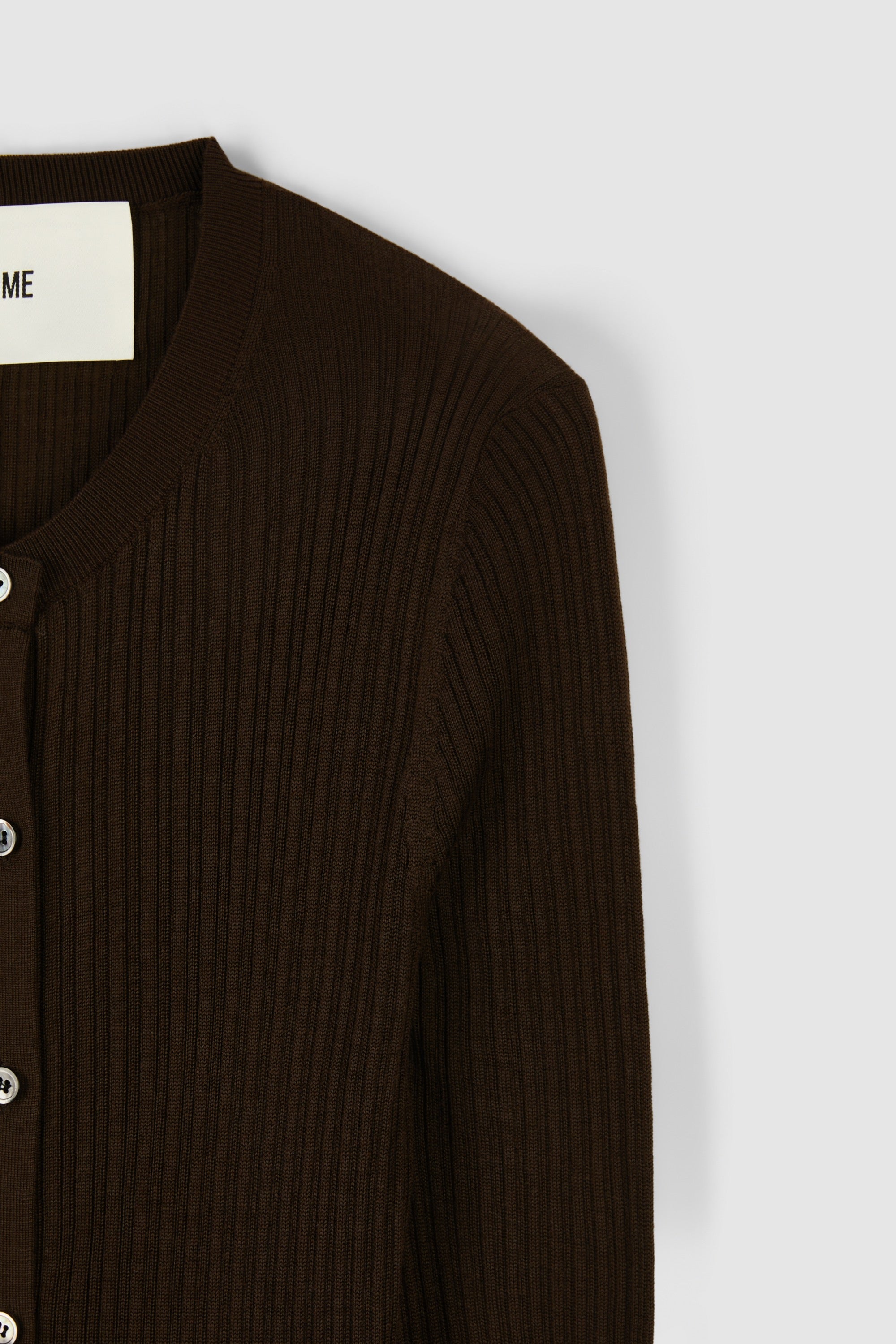 #colour_Brown