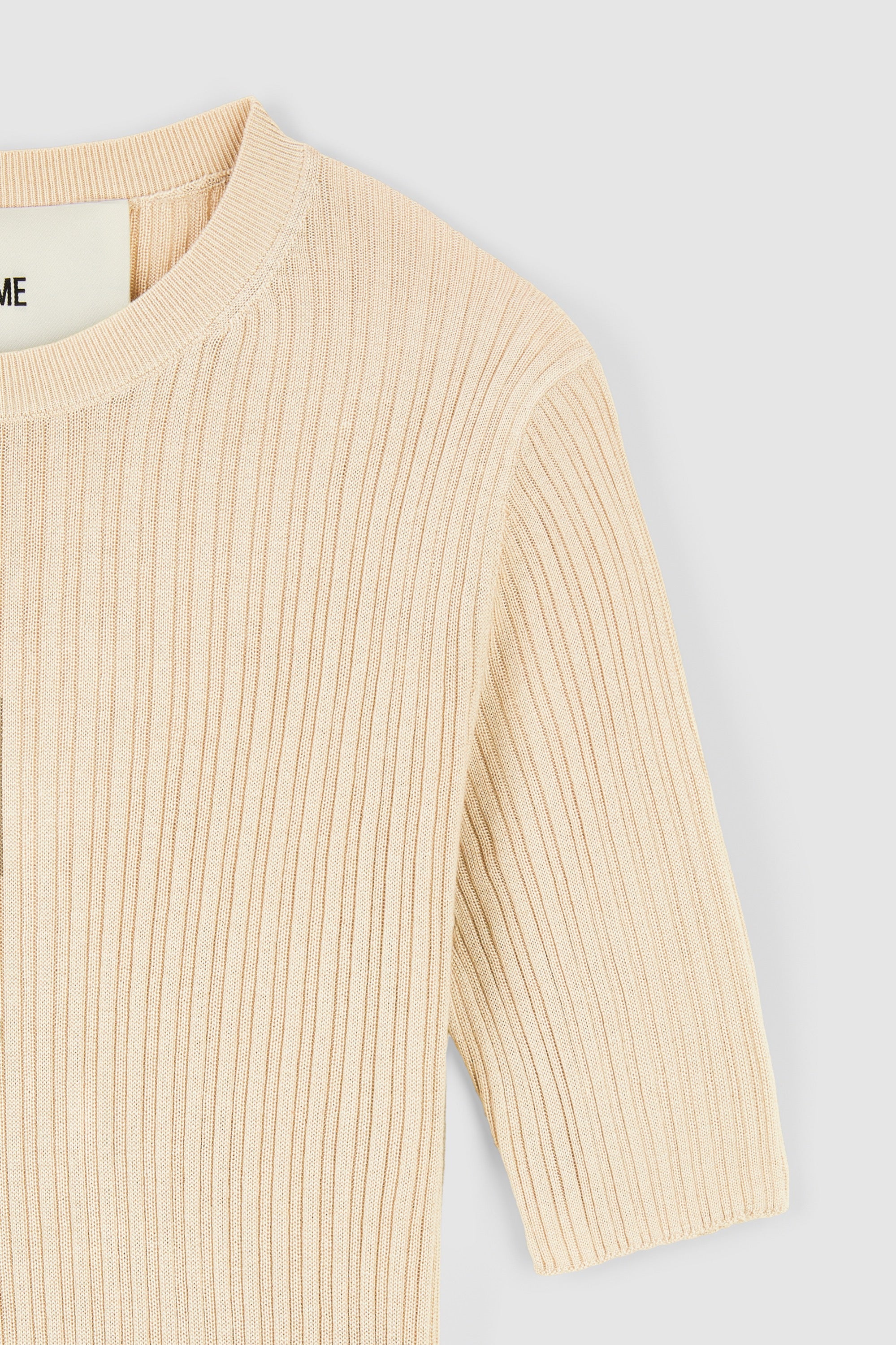 #colour_Beige