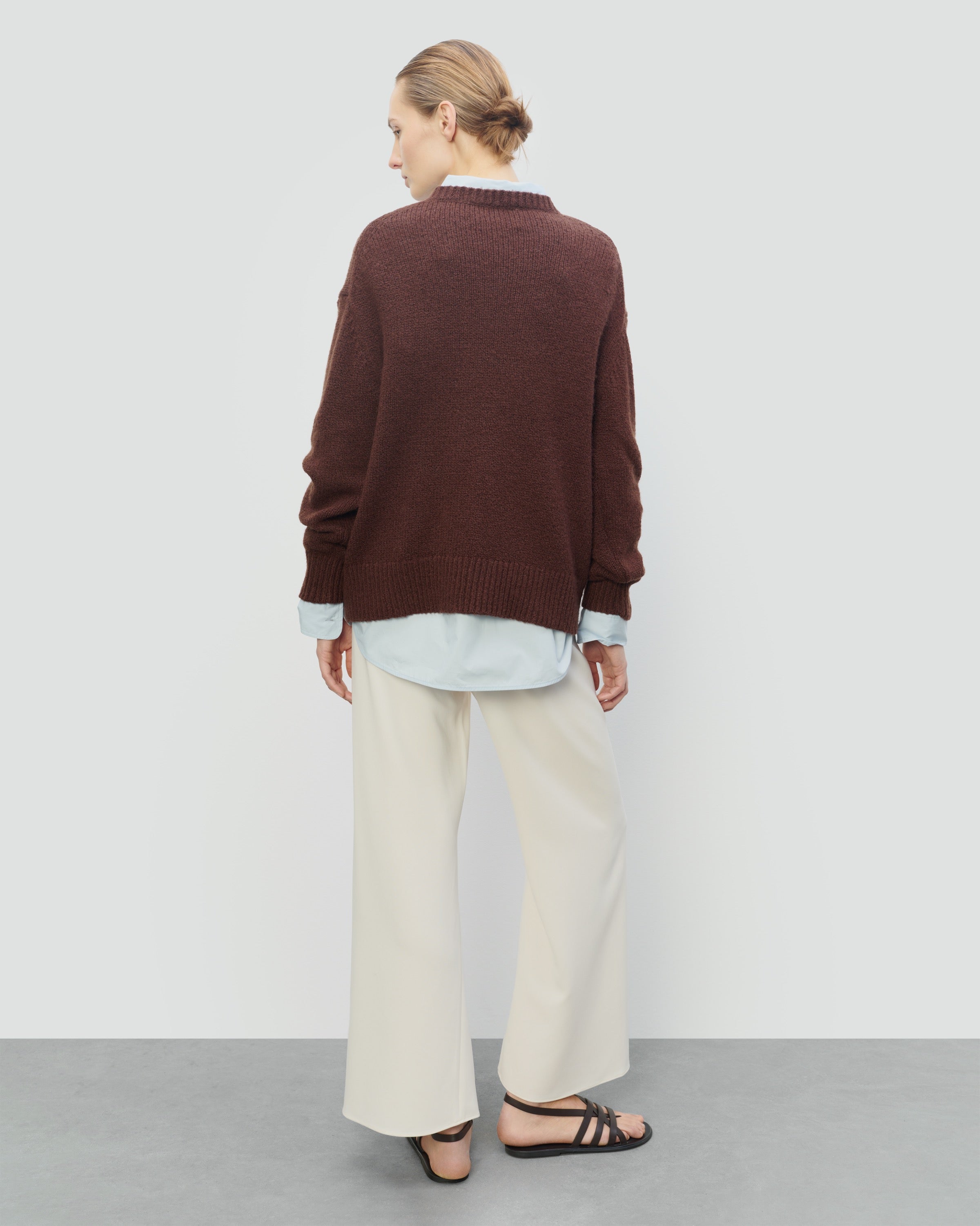 TEXTURED COTTON WOOL BLEND VNECK