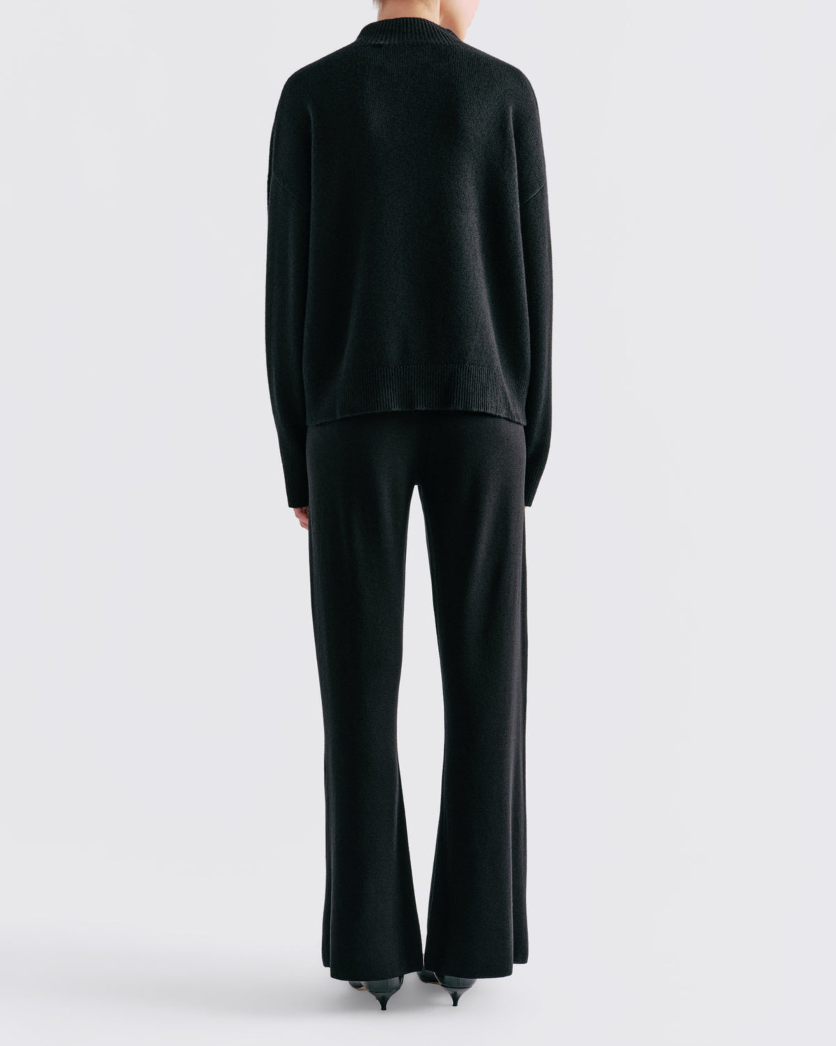 #colour_Black