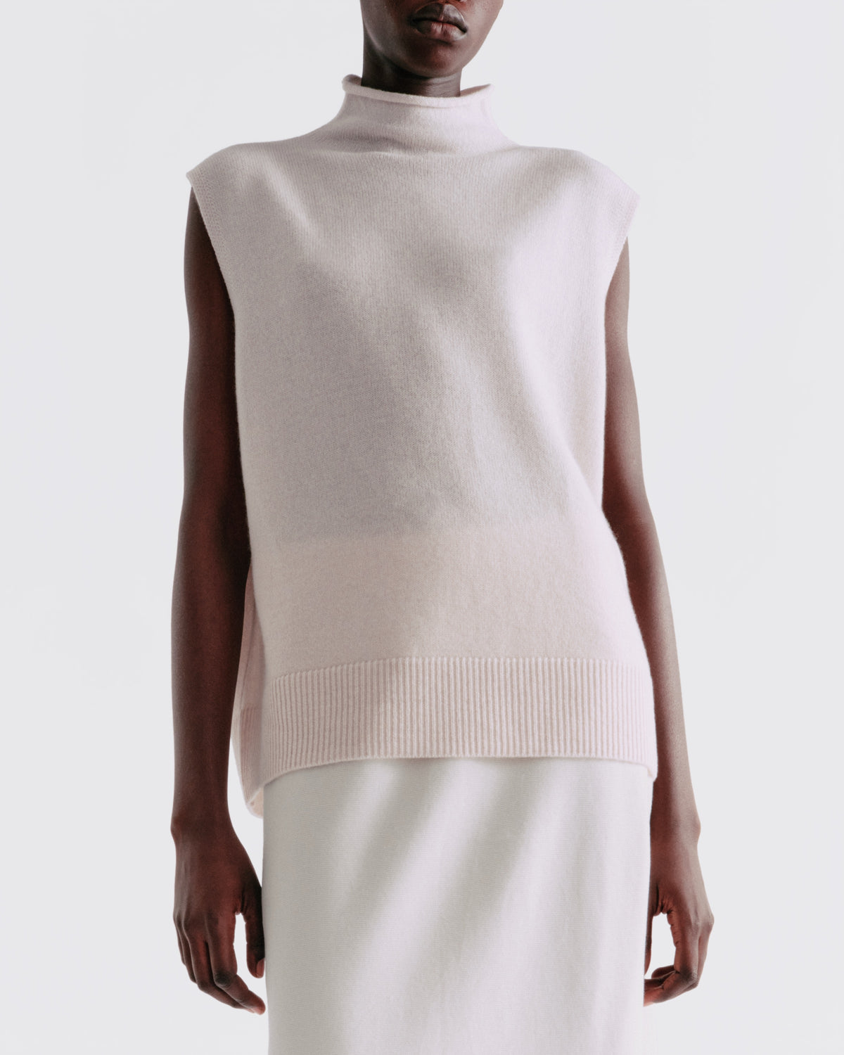 Wool Cashmere Sleeveless Mock Neck in Silence - close-up #colour_Silence