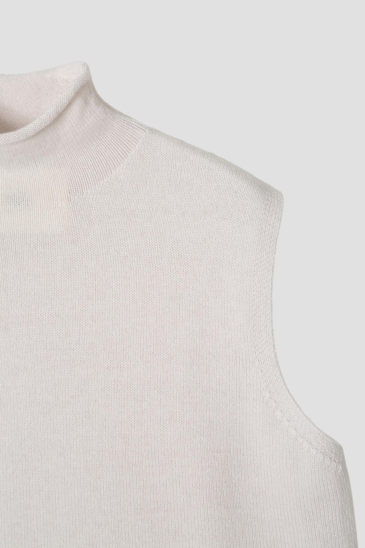 Wool Cashmere Sleeveless Mock Neck in Silence - detail #colour_Silence